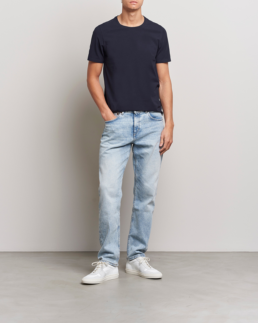 Men | T-Shirts | Oscar Jacobson | Kyran Cotton T-Shirt Navy