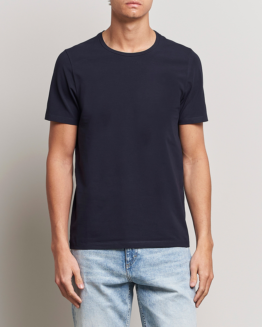 Men | T-Shirts | Oscar Jacobson | Kyran Cotton T-Shirt Navy