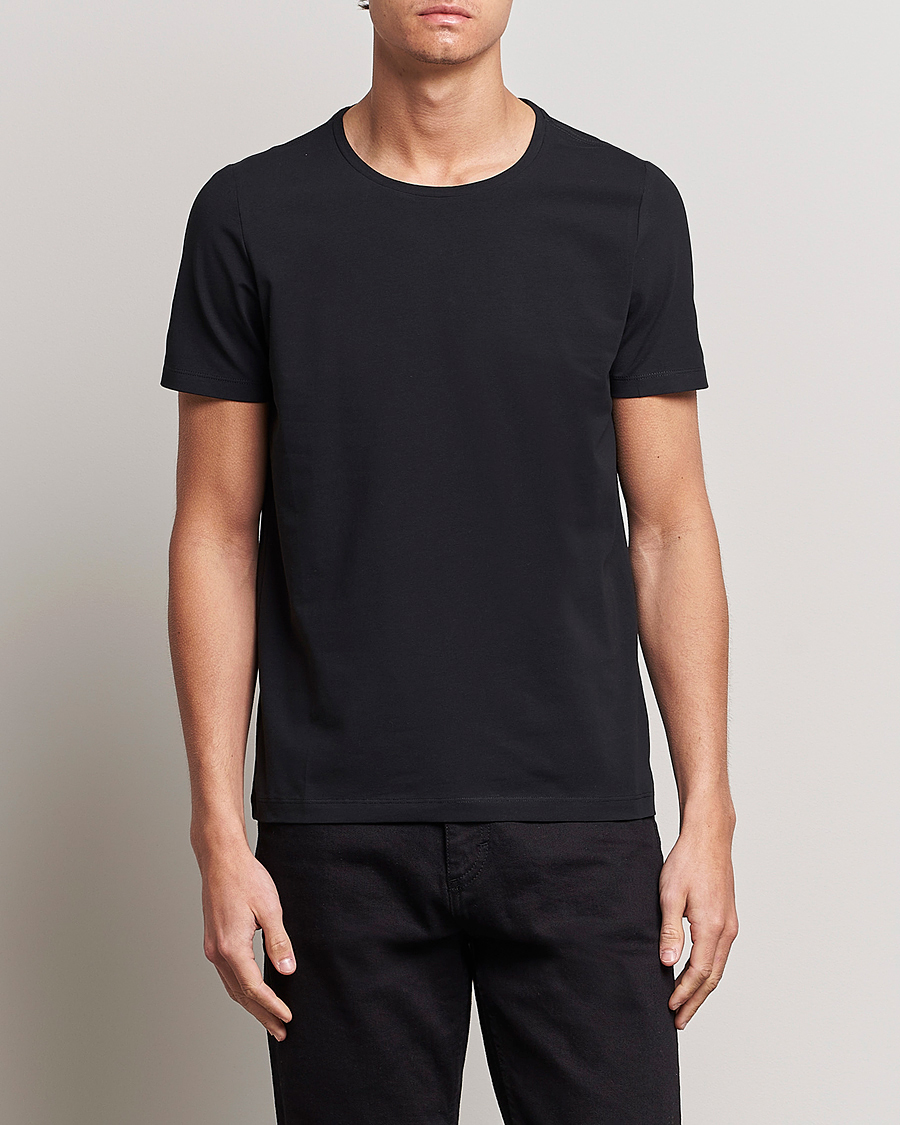 Men | T-Shirts | Oscar Jacobson | Kyran Cotton T-Shirt Black