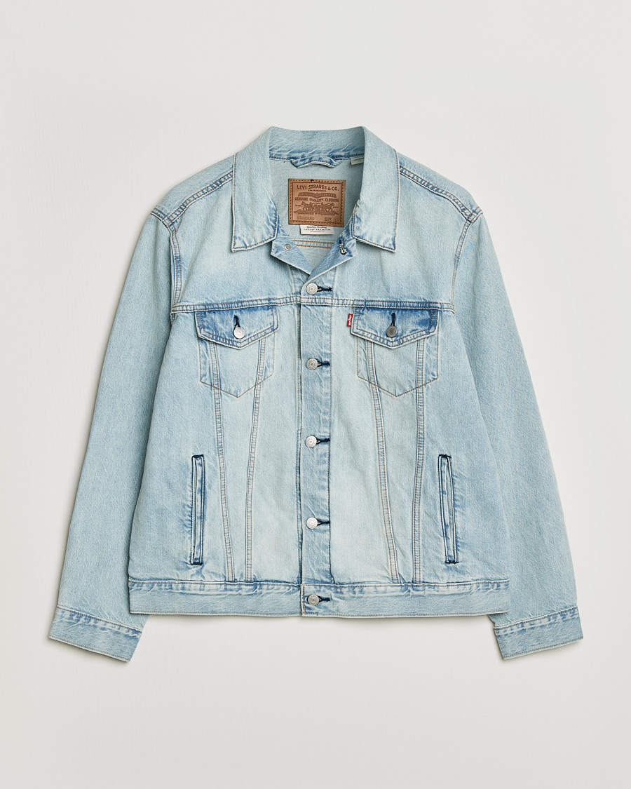 Men | Coats & Jackets | Levi's | The Trucker Jacket Into The Light