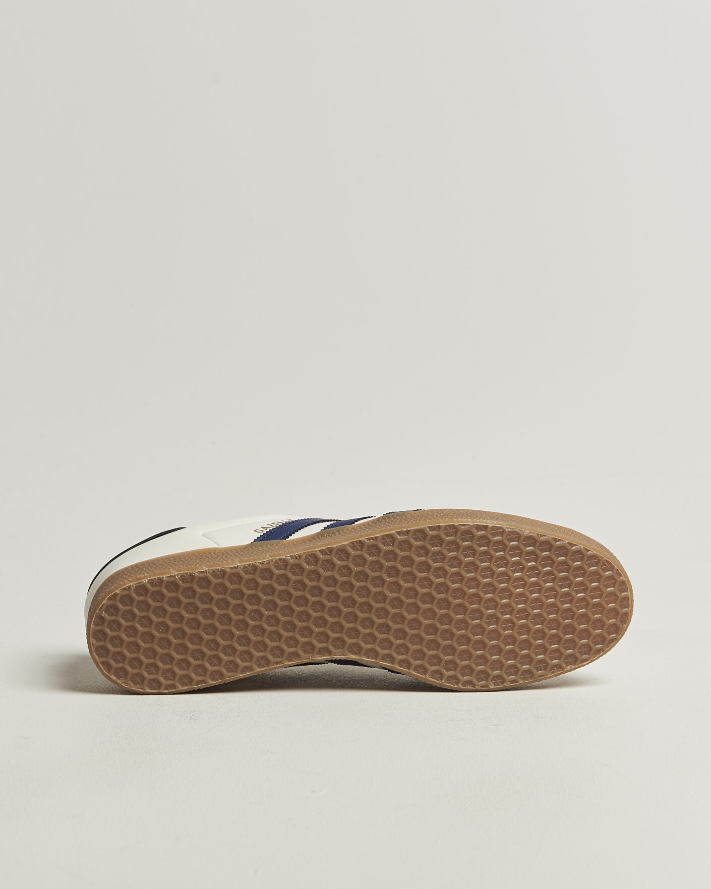 Men | Sneakers | adidas Originals | Gazelle Sneaker White/Dark Blue