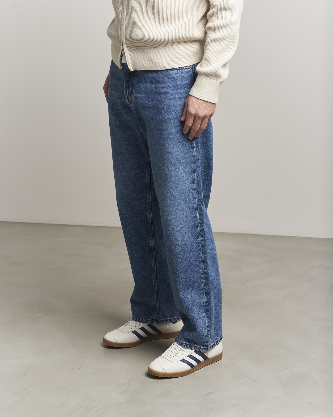 Men | Sneakers | adidas Originals | Gazelle Sneaker White/Dark Blue