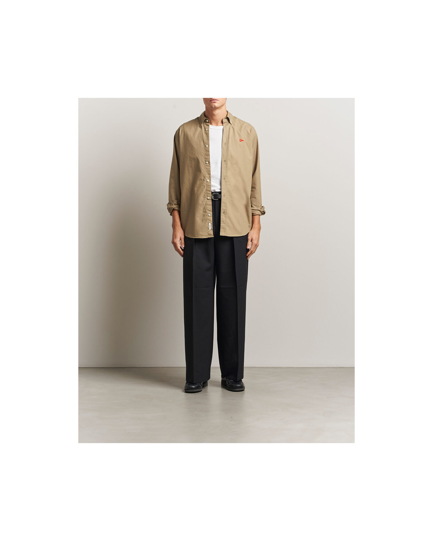 Men | Shirts | Forét | Flag Regular Fit Oxford Shirt Khaki
