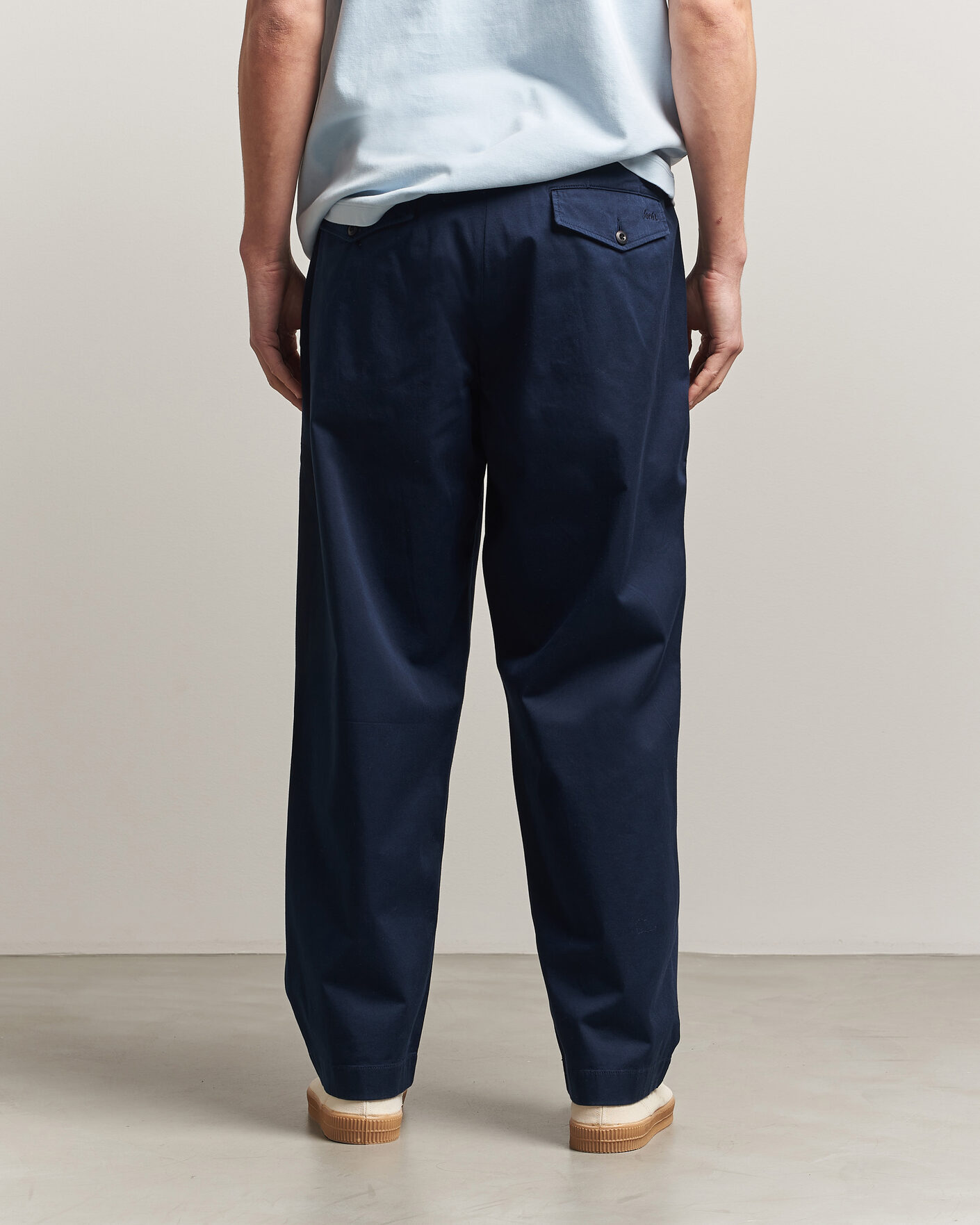 Men | Trousers | Forét | Writer Relaxed Fit Pants Navy