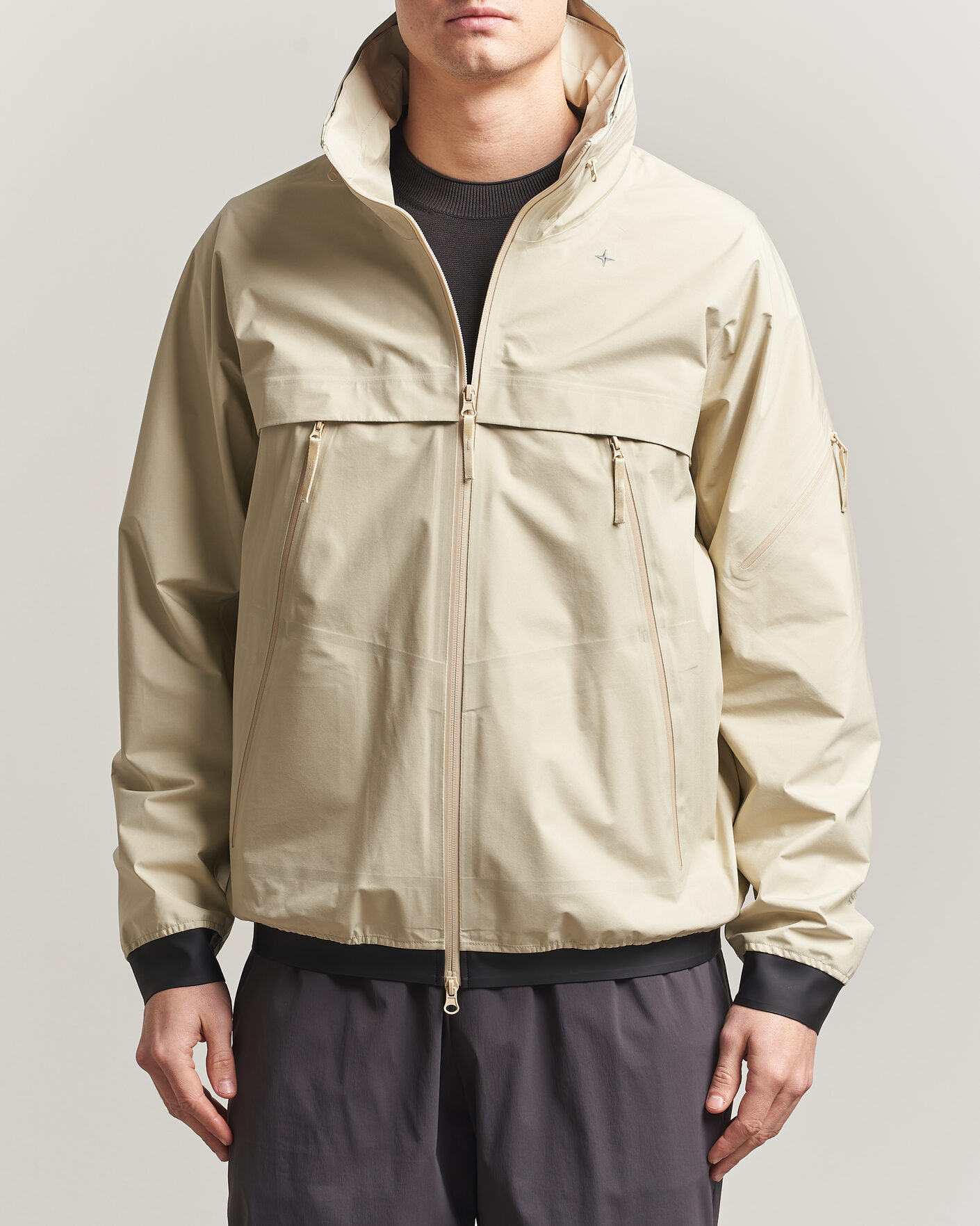 Men | Coats & Jackets | Stone Island | Stellina GORE-TEX Hood Jacket Oats