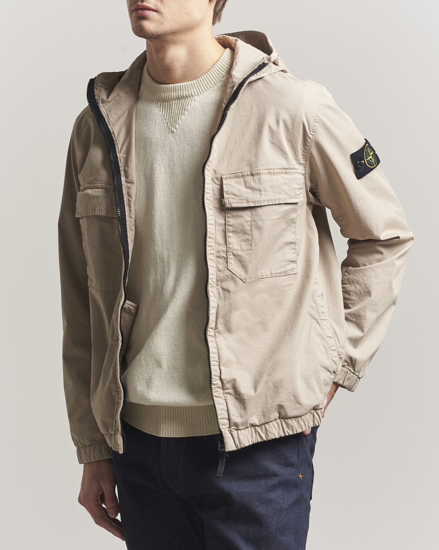 ジャケット・アウター STONE  STRETCH BROKEN TWILL COTTON Stone Island Stretch Cotton Twill Hood Jacket Desert at CareOfCarl.com