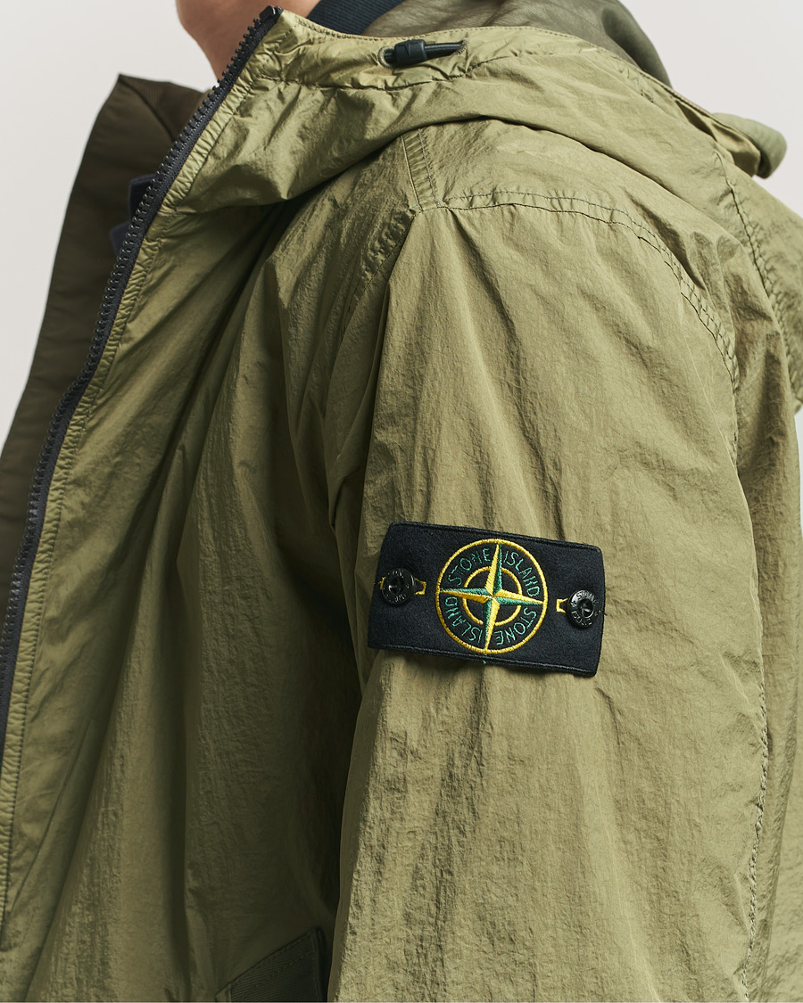 Men | Coats & Jackets | Stone Island | Crinkle Reps Padded Hood Jacket Military Green