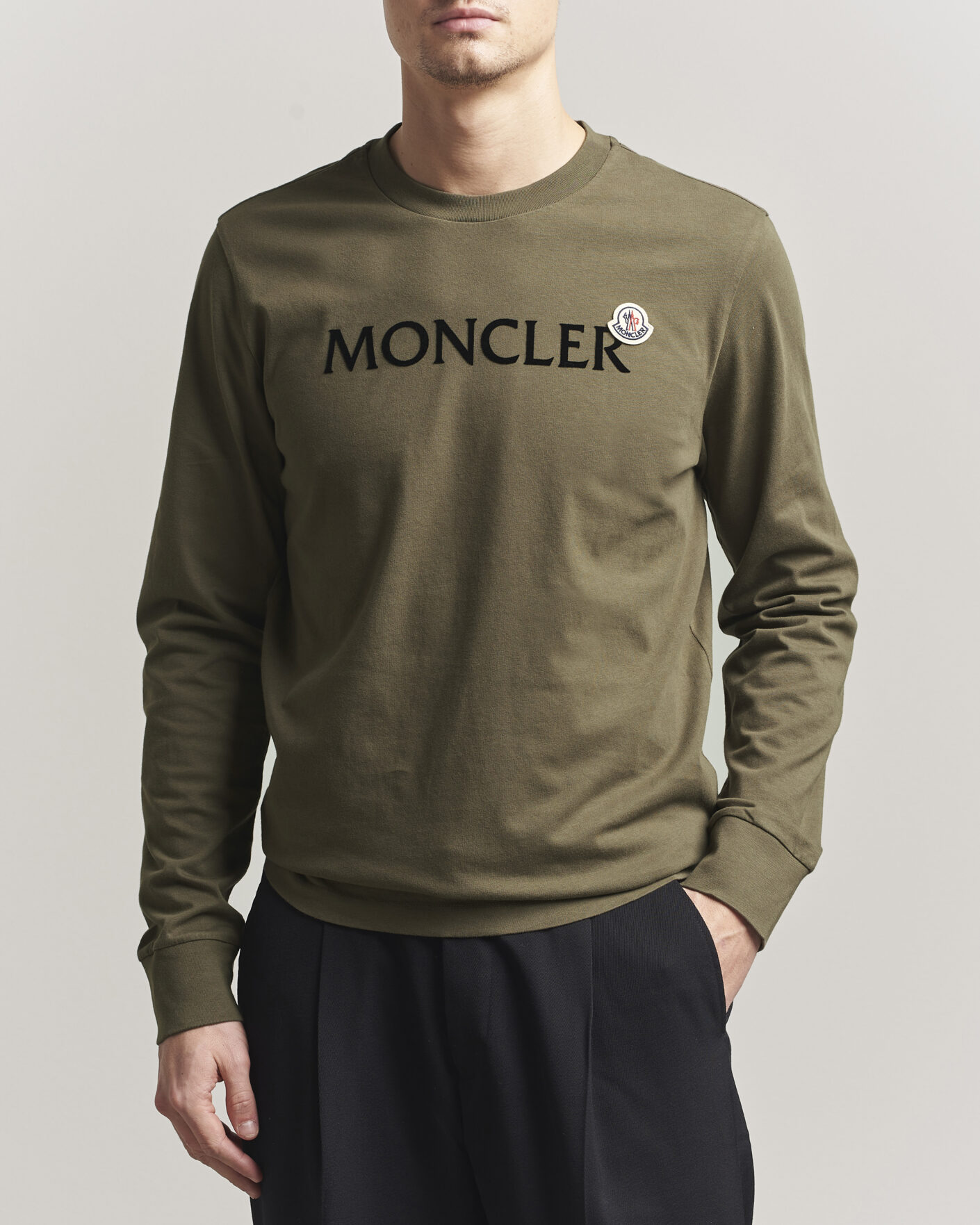 Men | T-Shirts | Moncler | Lettering Logo Long Sleeve T-Shirt Desert