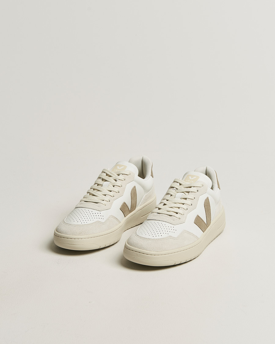 Men | Sneakers | Veja | V-90 Sneaker White/Taupe