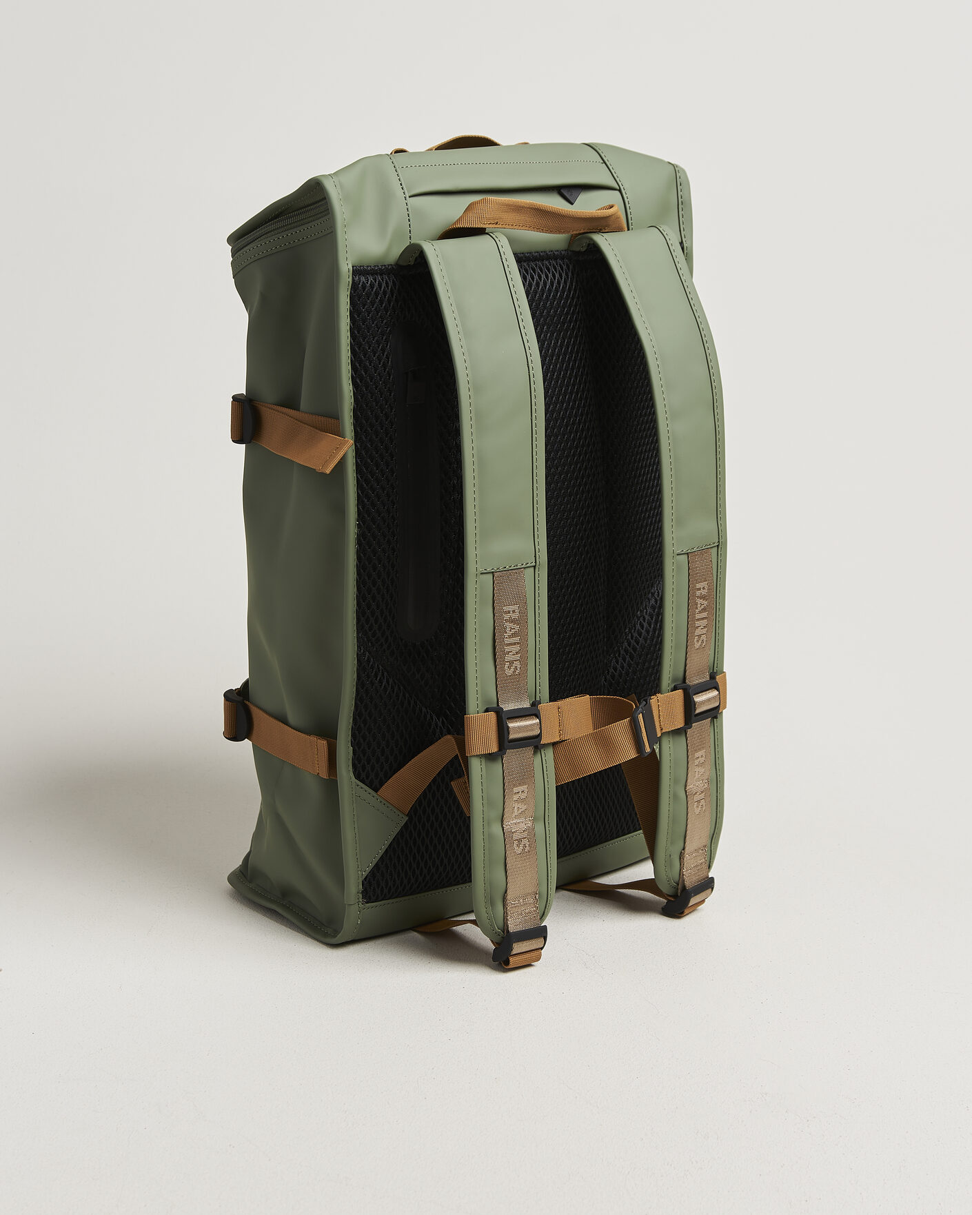 Men | Bags | RAINS | Trail Mountaineer Backpack Well