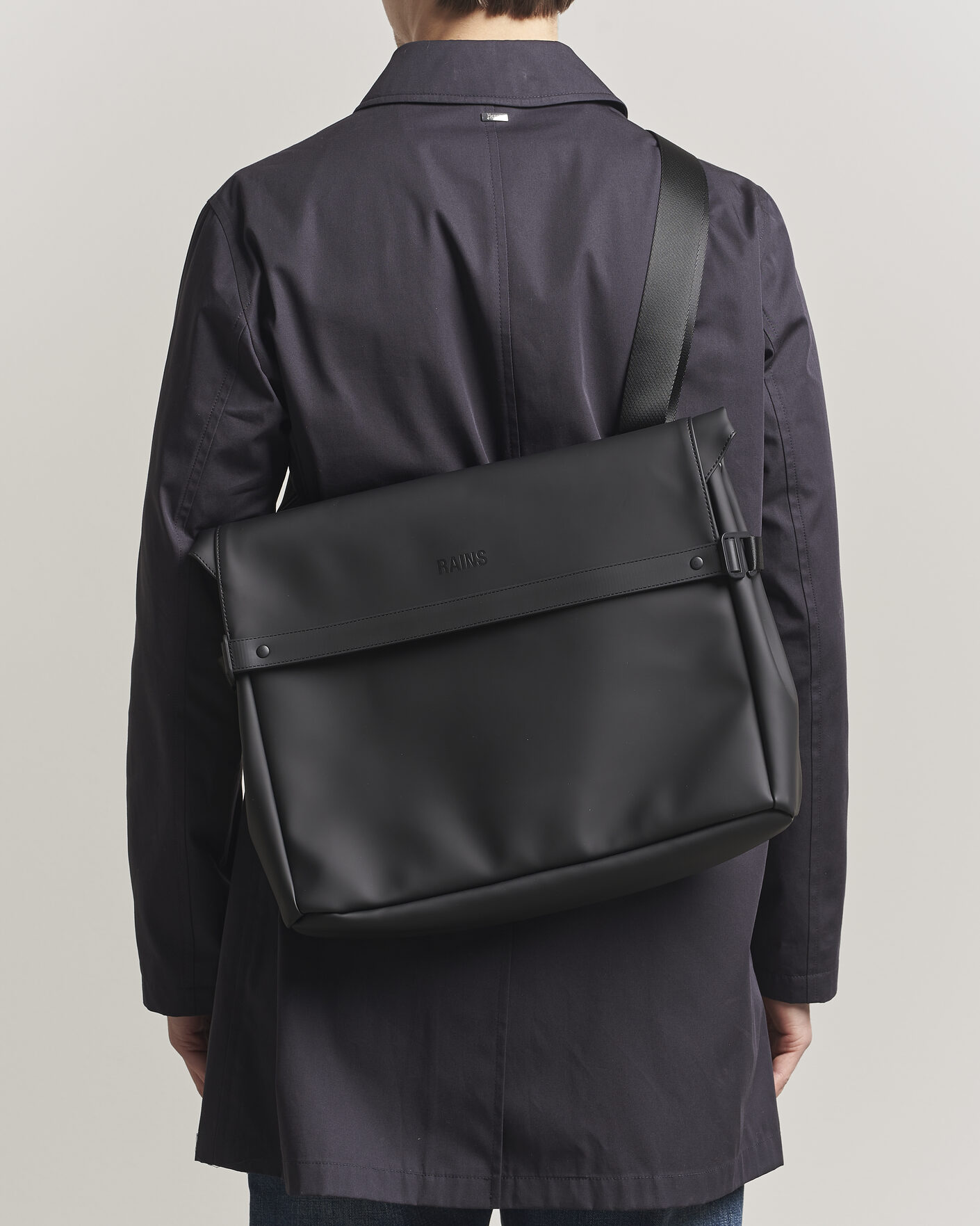 Men | Bags | RAINS | OTG Messenger Bag Black