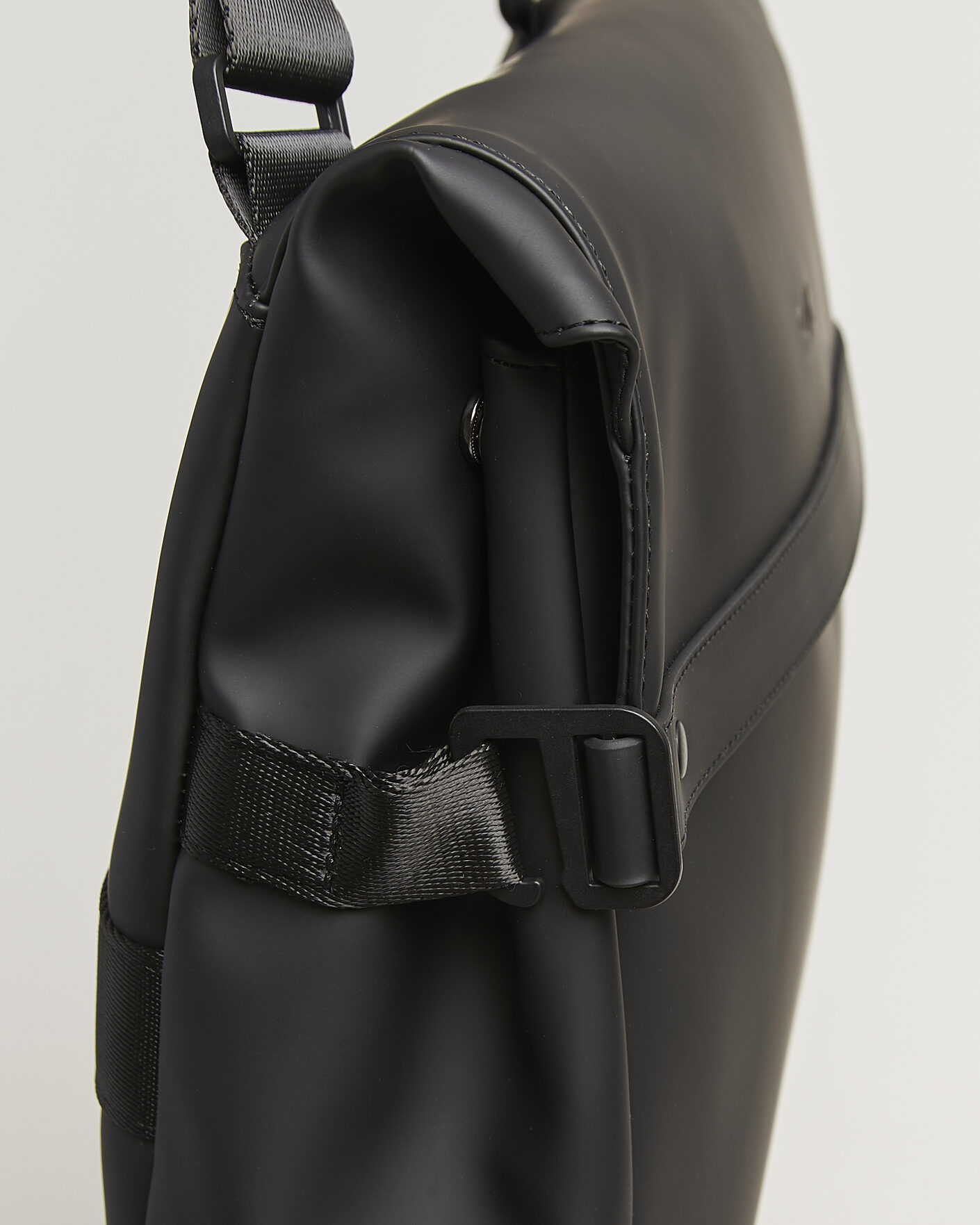 Men | Bags | RAINS | OTG Messenger Bag Black