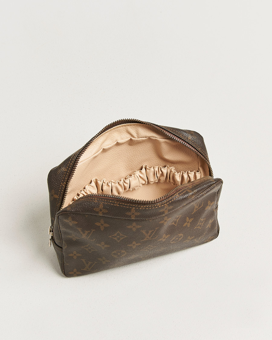 Men | Pre-Owned & Vintage Bags | Louis Vuitton Pre-Owned | Trousse Toilette 23 Monogram