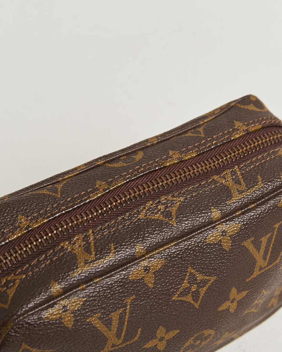 Men | Pre-Owned & Vintage Bags | Louis Vuitton Pre-Owned | Trousse Toilette 18 Monogram