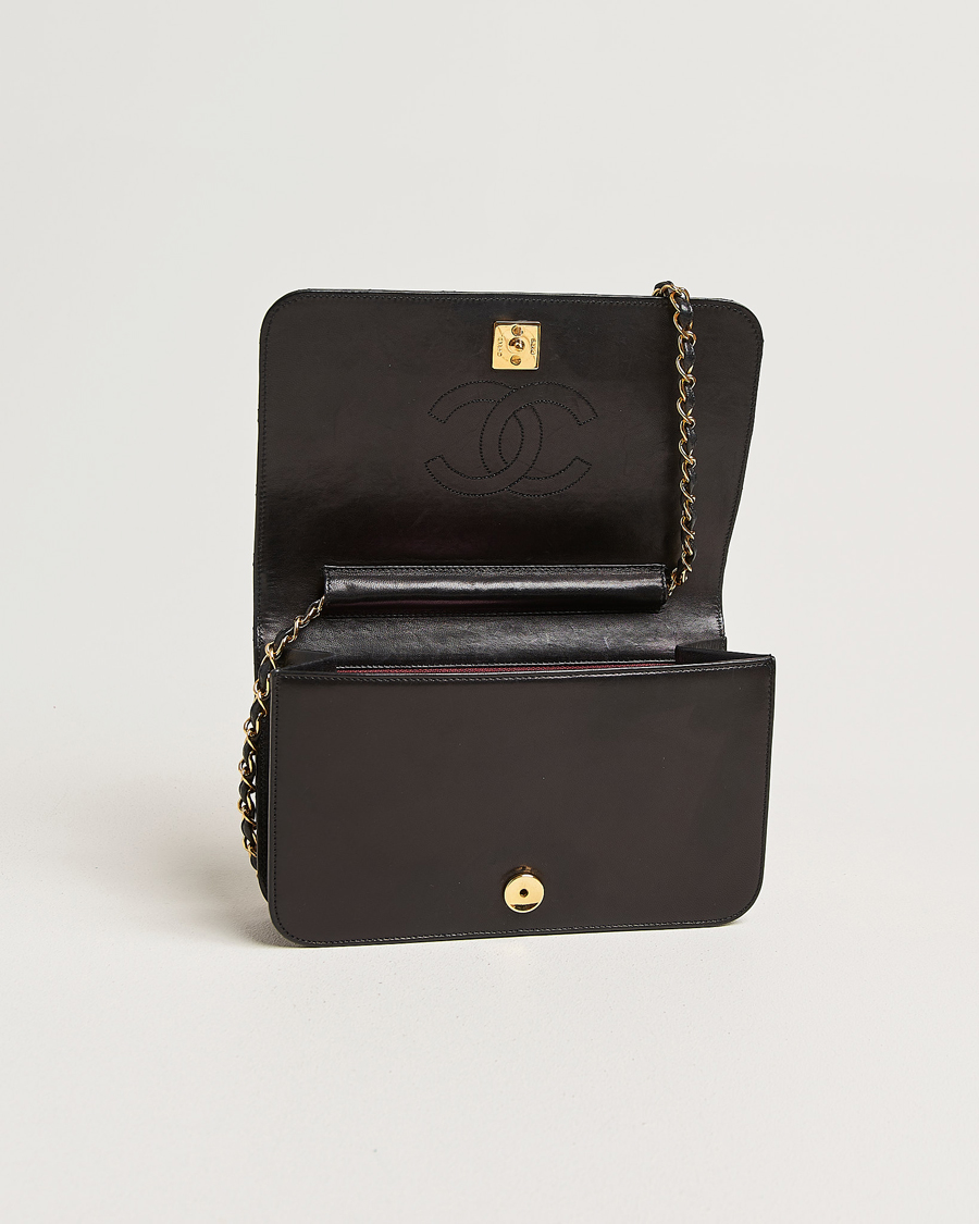 Men | Pre-Owned & Vintage Bags | Chanel Pre-Owned | Classic Single Flap Bag Lambskin Small Black