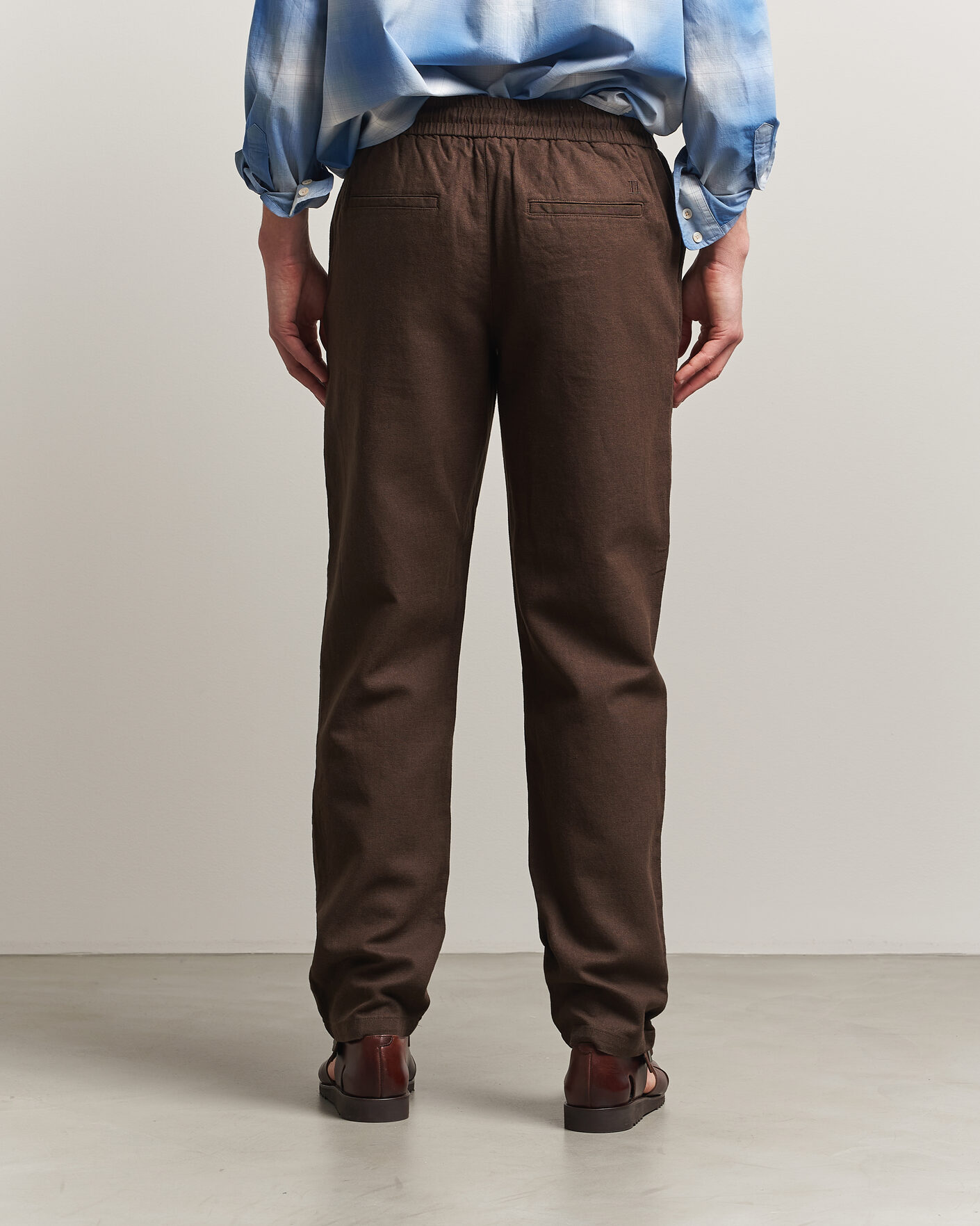 Men | Trousers | LES DEUX | Patrick Heavy Linen/Cotton Pants Brown