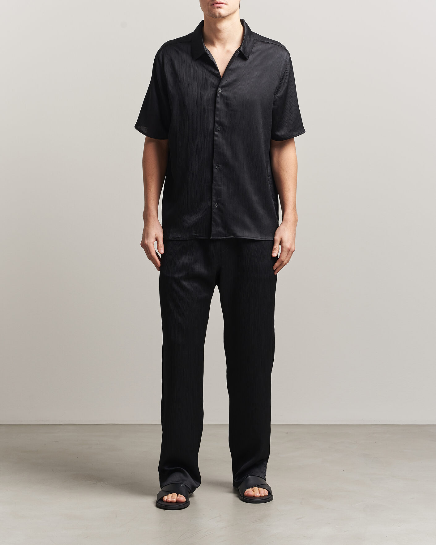 Men | Trousers | LES DEUX | Houston Plissé Pants Black