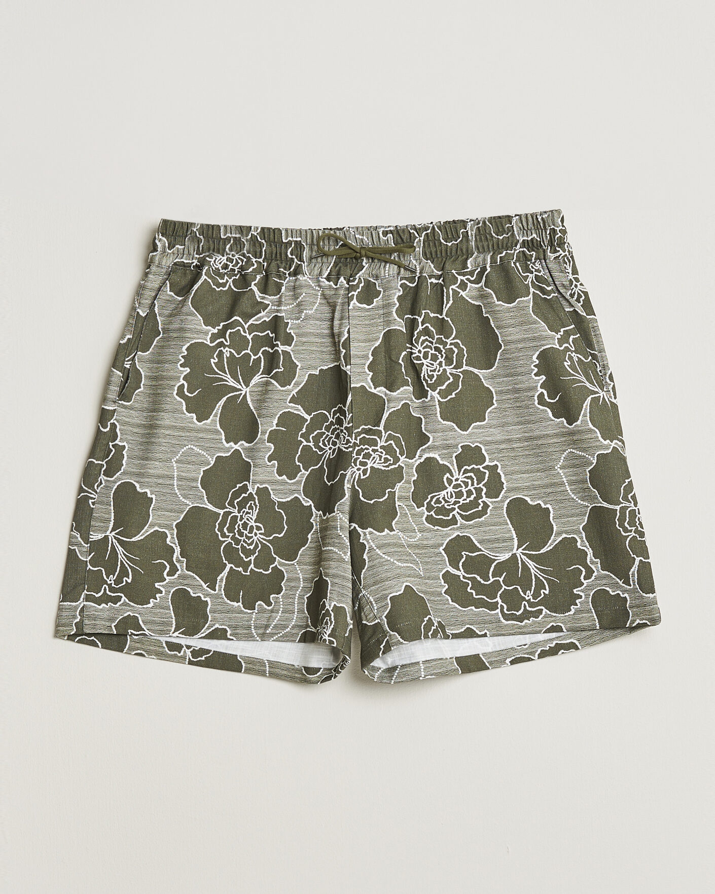 Men | Shorts | LES DEUX | Charlie Poppy AOP Shorts Olive Night