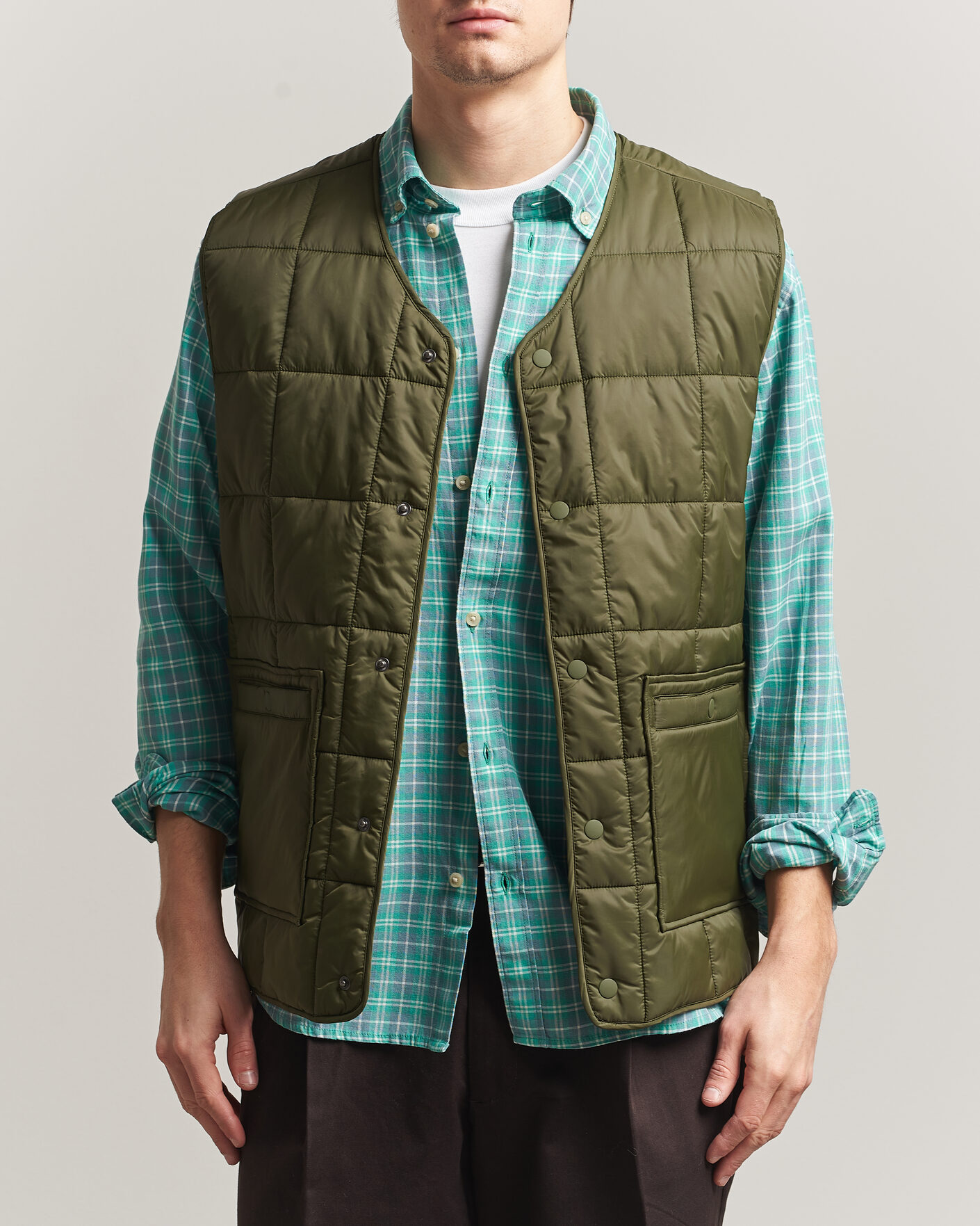 Men | Gilets | LES DEUX | Matt Quilted Vest Olive Night