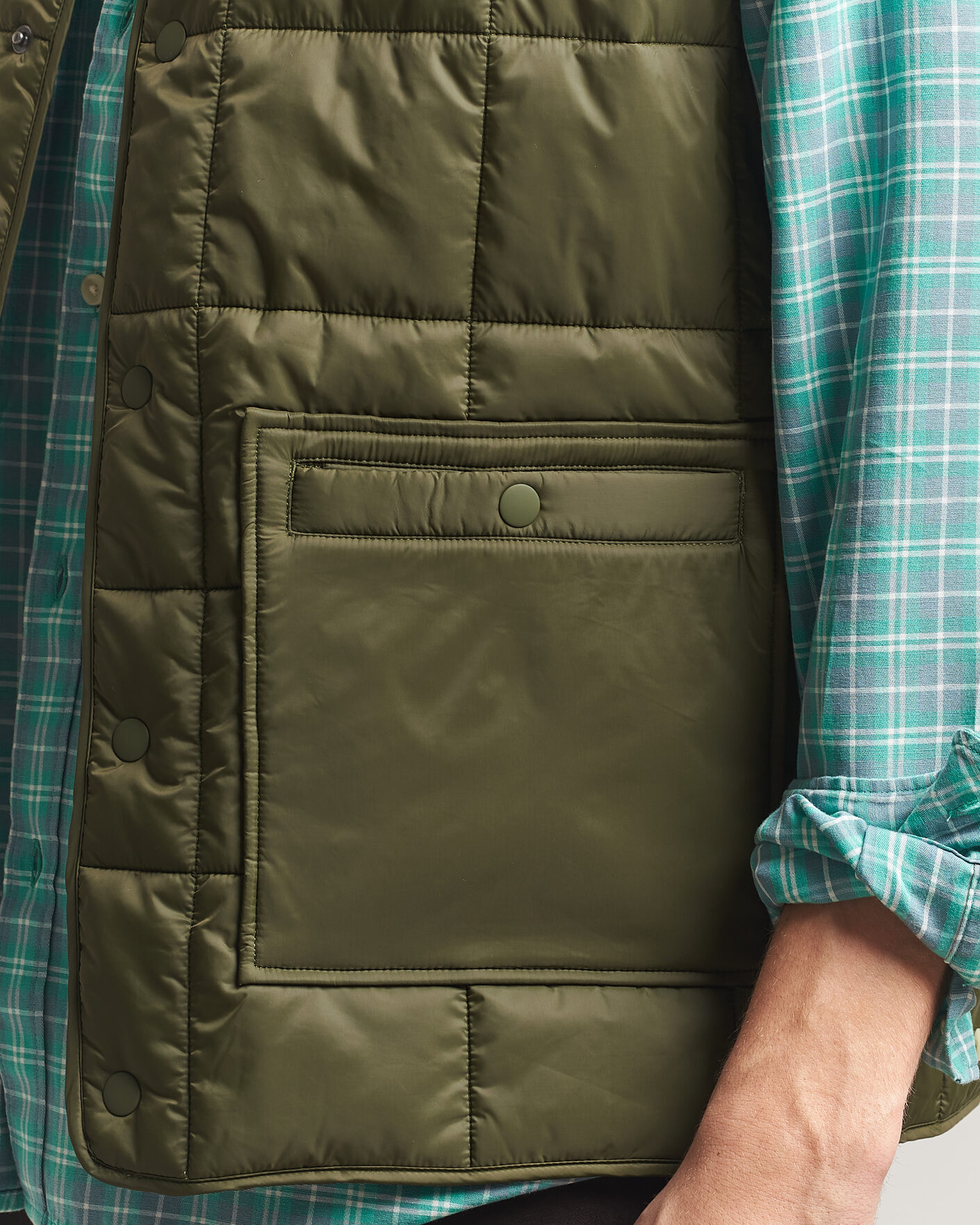 Men | Gilets | LES DEUX | Matt Quilted Vest Olive Night