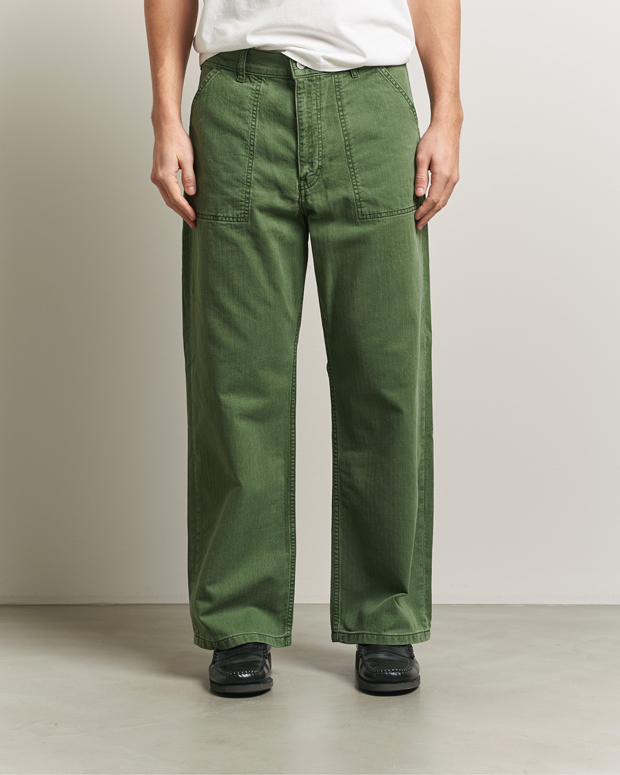 Men | Trousers | Jeanerica | Genua Herringbone Worker Chino Chevron Green