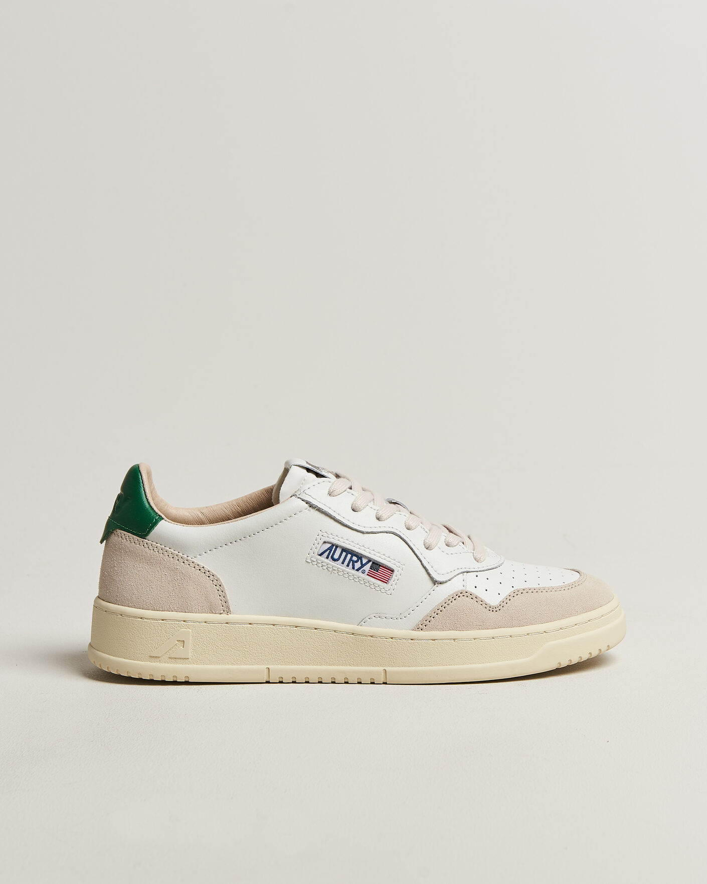 Men | Sneakers | Autry | Medalist Low Sneaker White/Amazon
