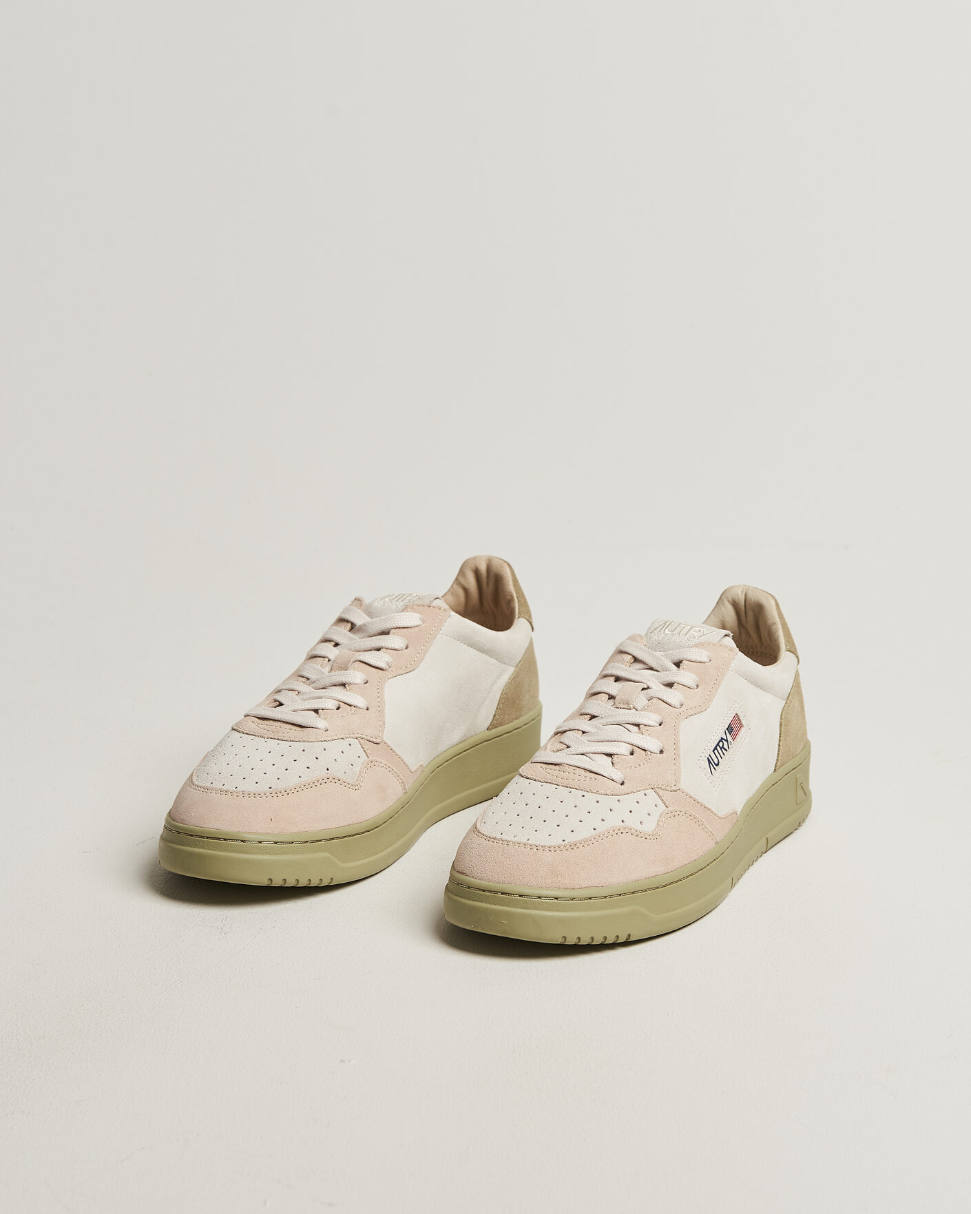 Men | Sneakers | Autry | Medalist Low Suede Mix Sneaker Green/White/Sand