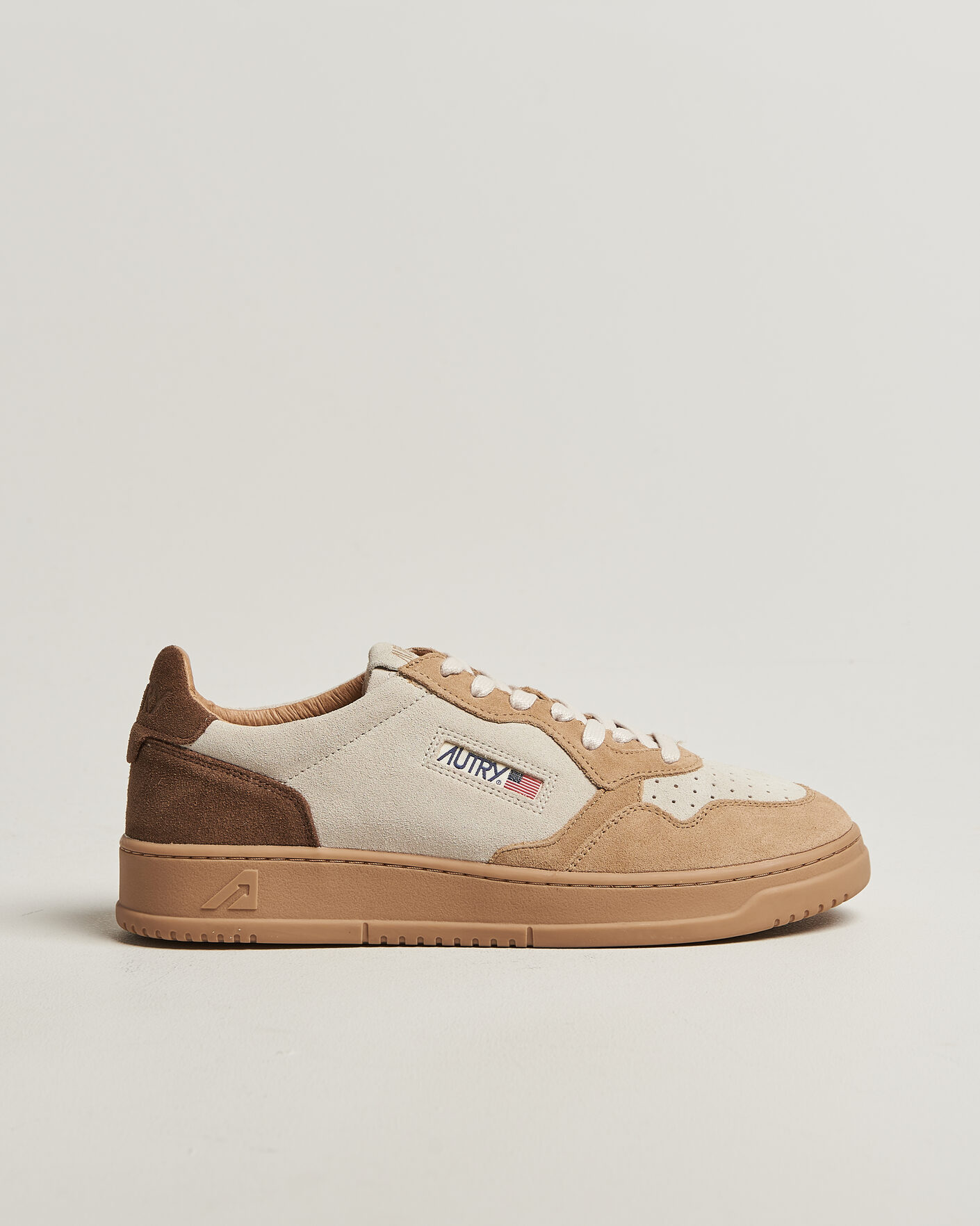Men | Sneakers | Autry | Medalist Low Sneaker Tundra/Egg/Peanut
