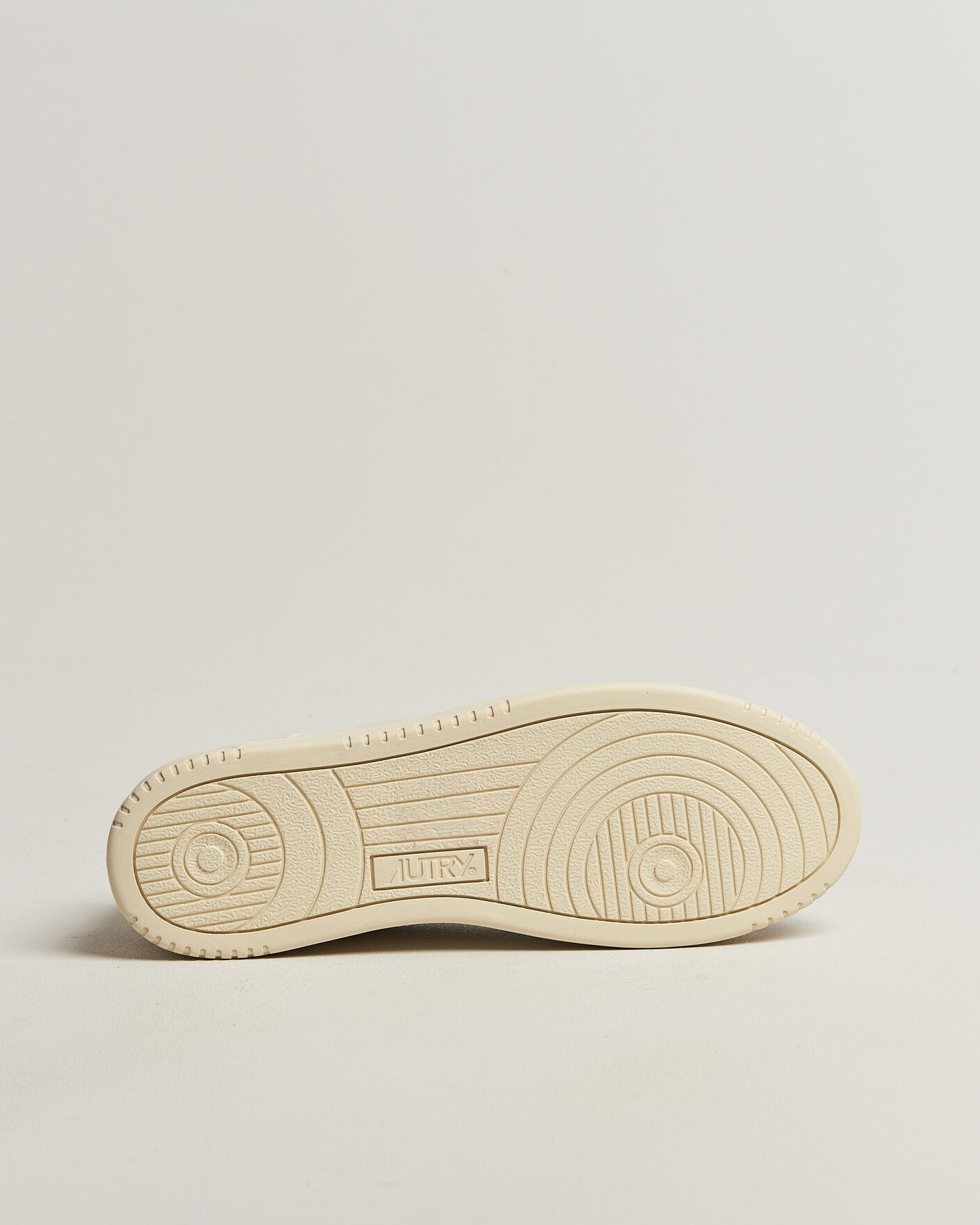 Men | Sneakers | Autry | Medalist Low Sneaker Marble/White