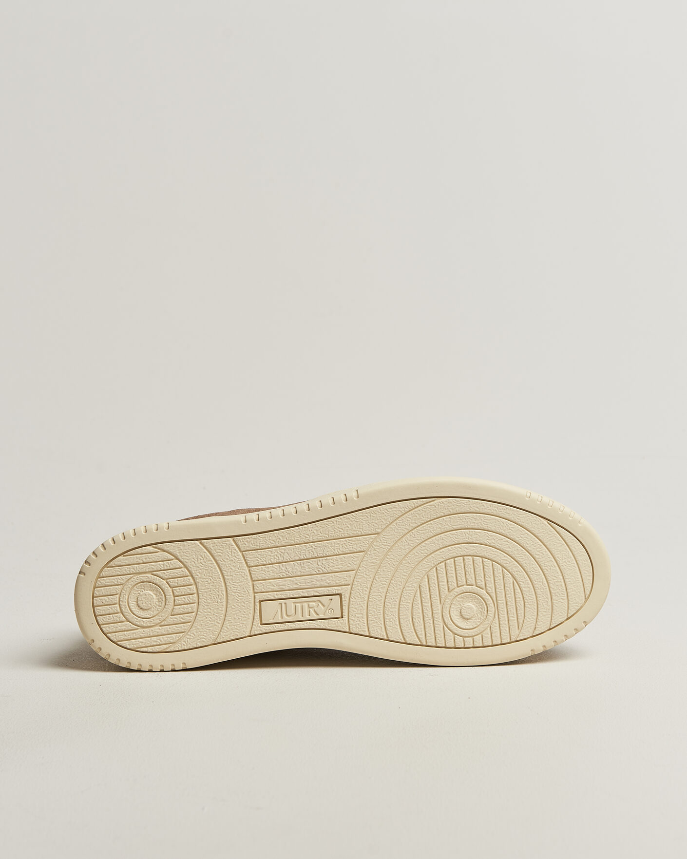 Men | Sneakers | Autry | Medalist Low Sneaker Cigar/White