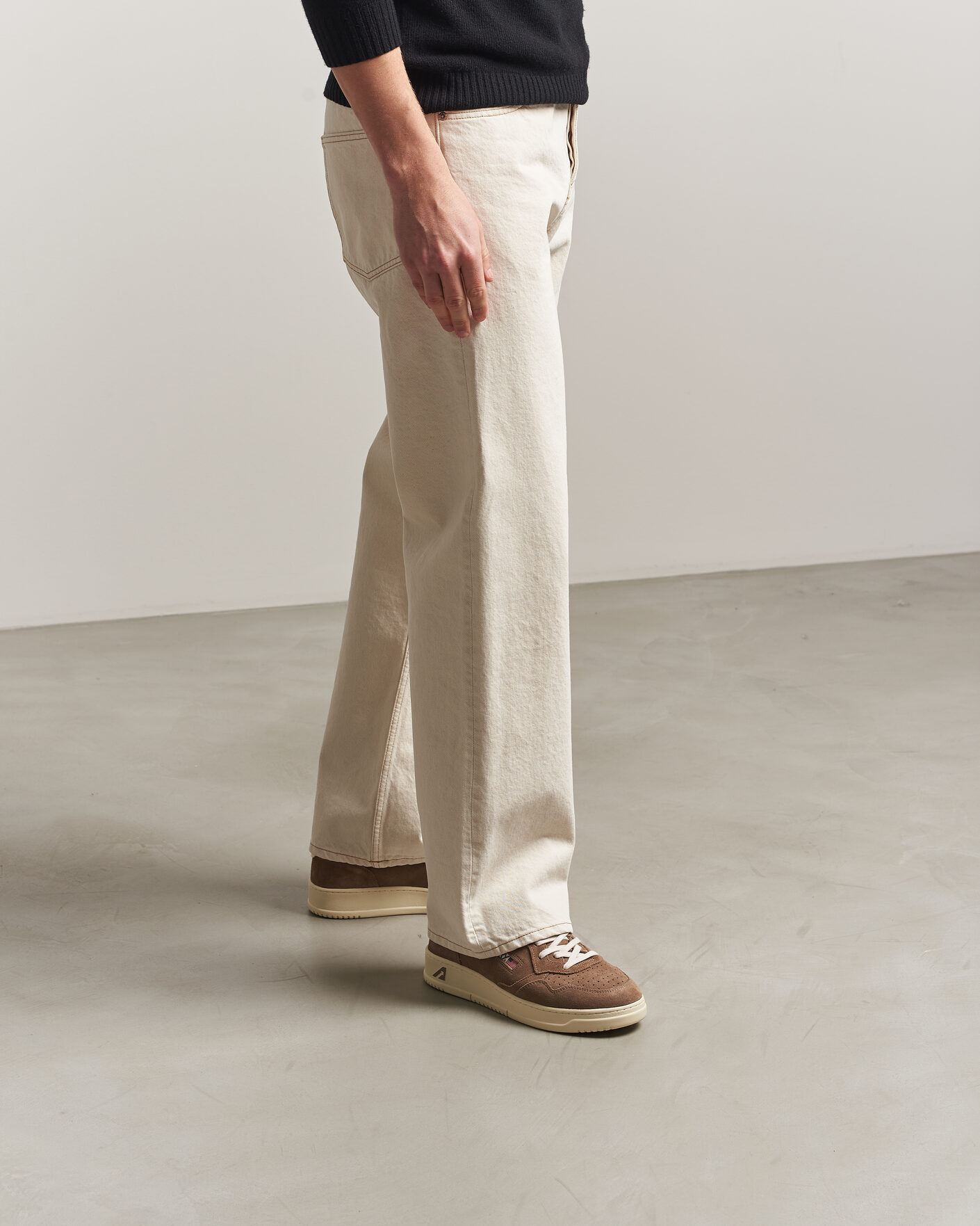 Men | Sneakers | Autry | Medalist Low Sneaker Cigar/White