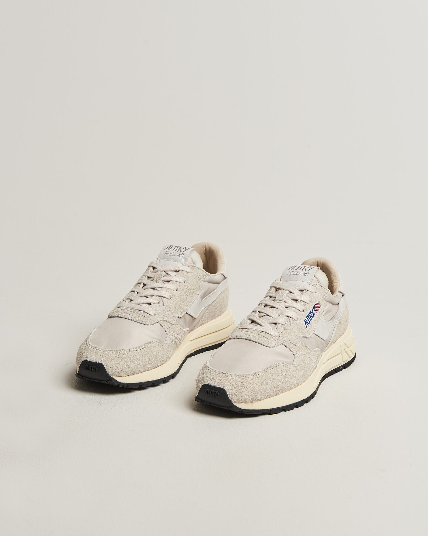 Men | Sneakers | Autry | Reelwind Running Sneaker Pelican