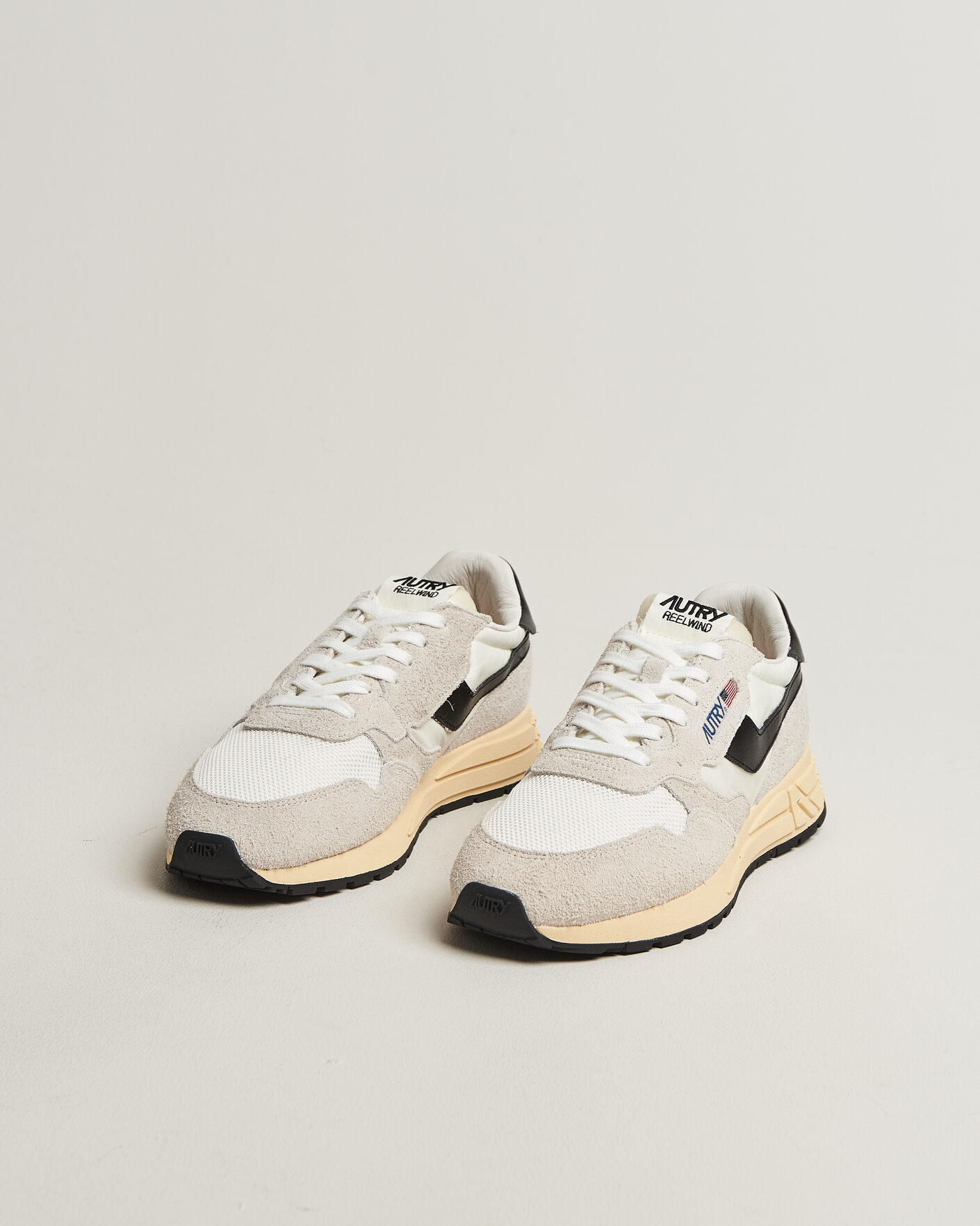 Men | Sneakers | Autry | Reelwind Running Sneaker White/Black