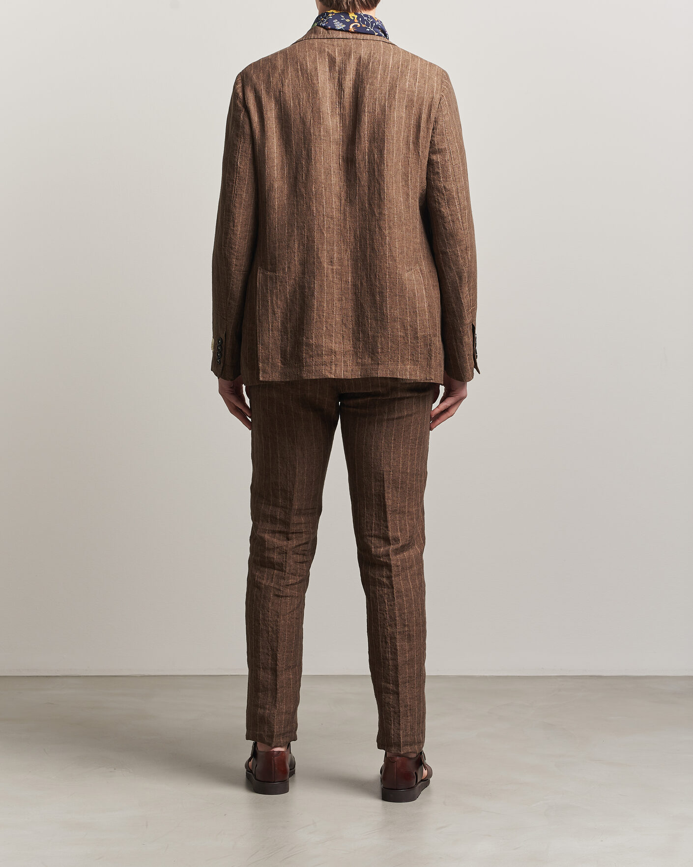 Men | Suits | Massimo Alba | Sloop Linen Suit Brown Pinstripe