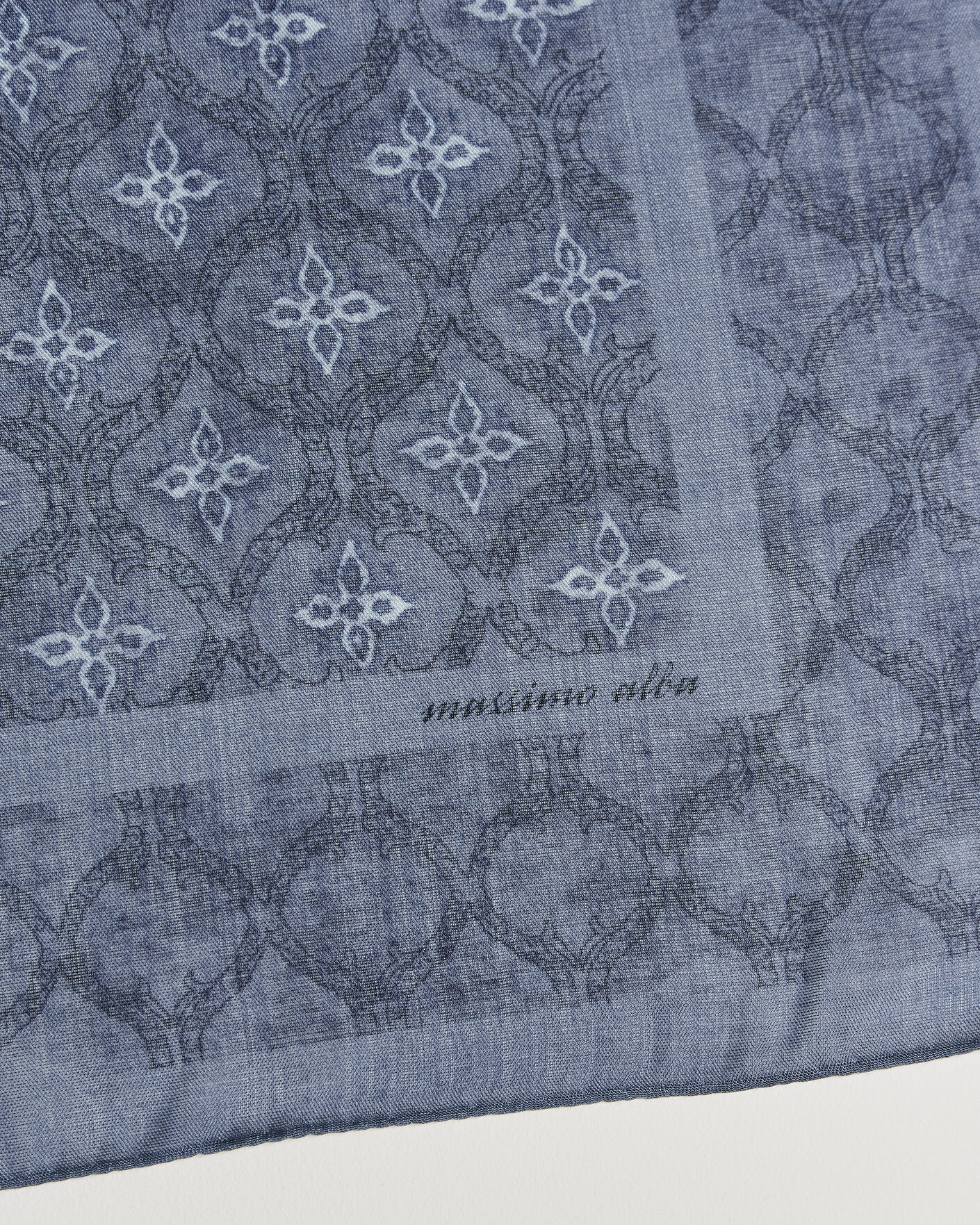 Men | Dress Scarves | Massimo Alba | Cashmere/Silk Bandana Navy