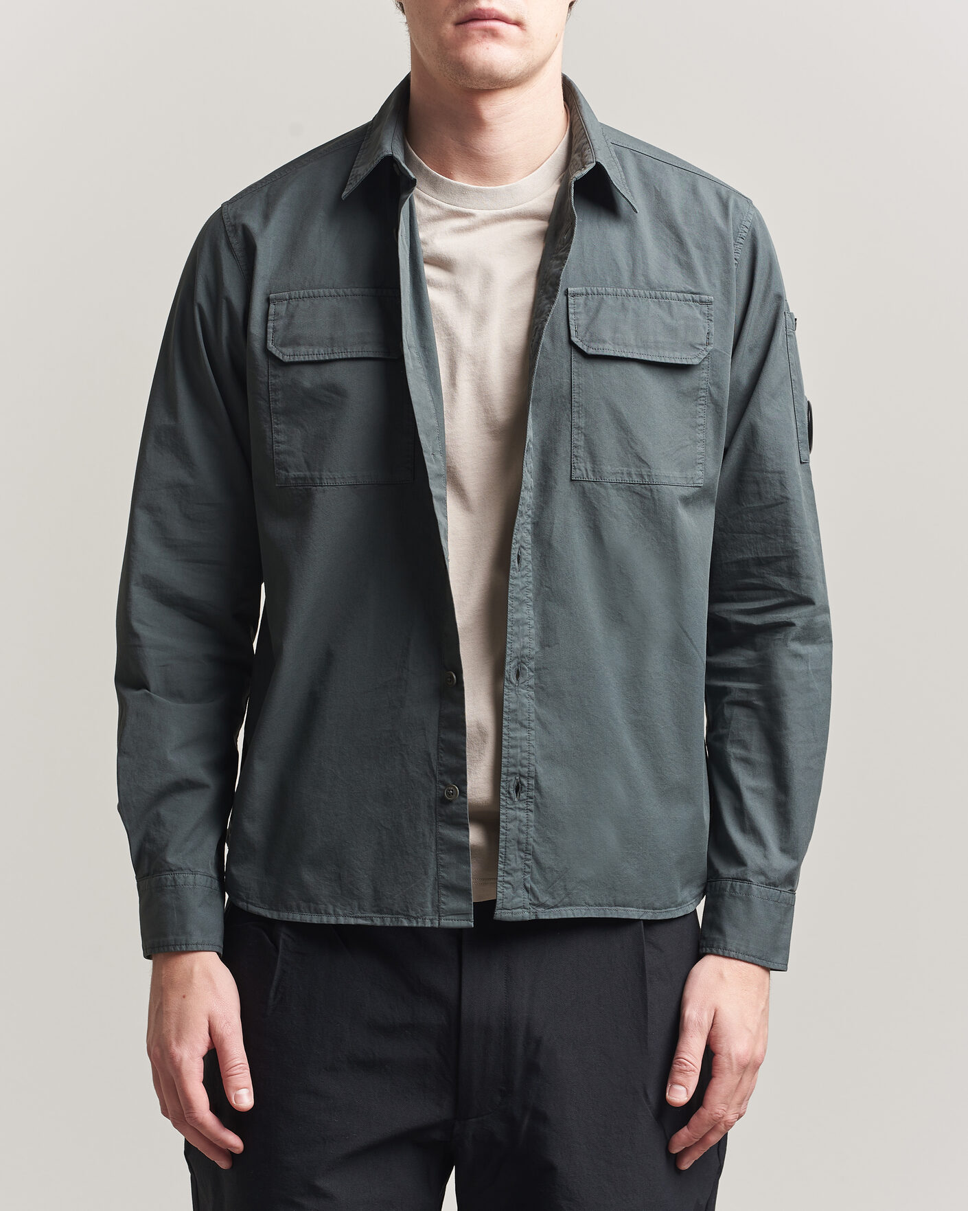 Men | Shirts | C.P. Company | Organic Gabardine Pocket Shirt Dark Grey