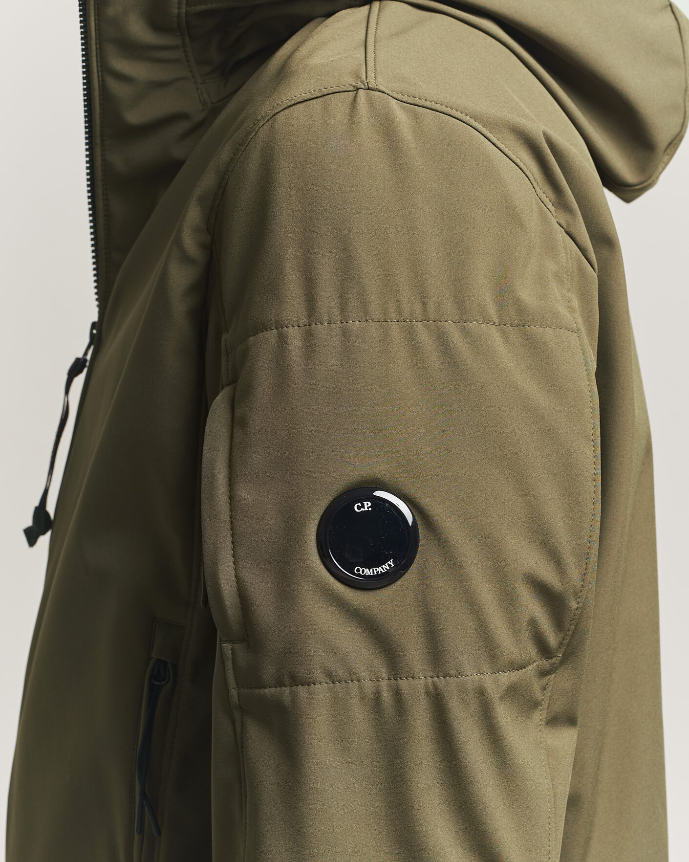 Men | Coats & Jackets | C.P. Company | Shell R Hooded Jacket Dark Green