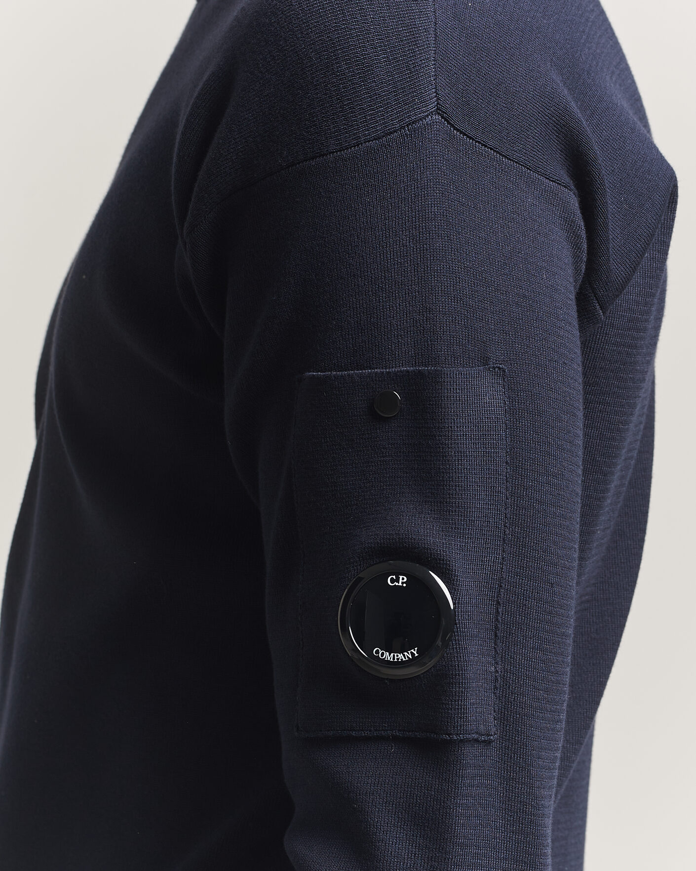 Men | Sweaters & Knitwear | C.P. Company | Sea Island Fine Knit Cotton Lens Crewneck Navy