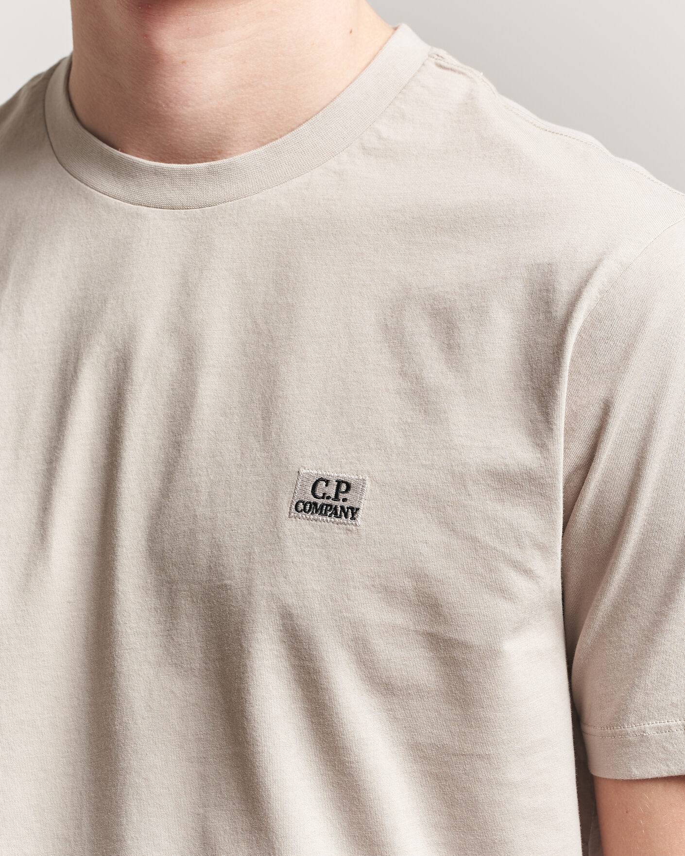 Men | T-Shirts | C.P. Company | Short Sleeve Small Logo T-Shirt Light Grey