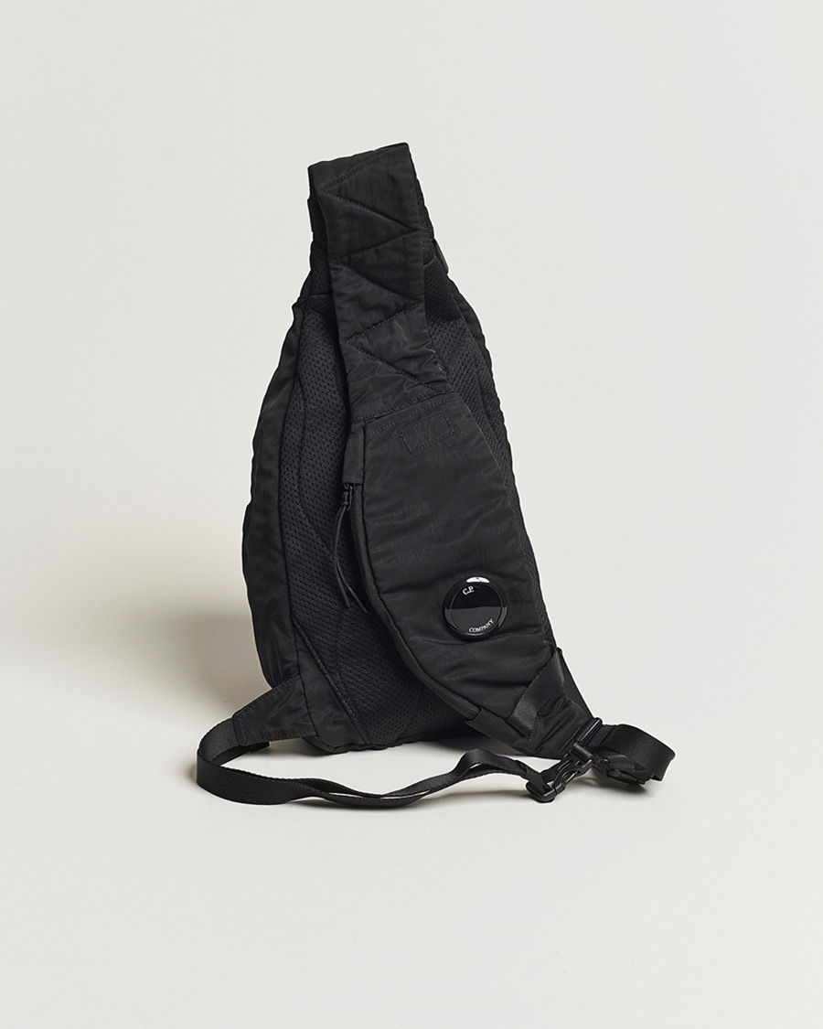 新品 C.P. COMPANY ACCESSORIES BAG IN NYLON Shoulder Bags CP Company Accessories Bag in Nylon b of Men | Ventis