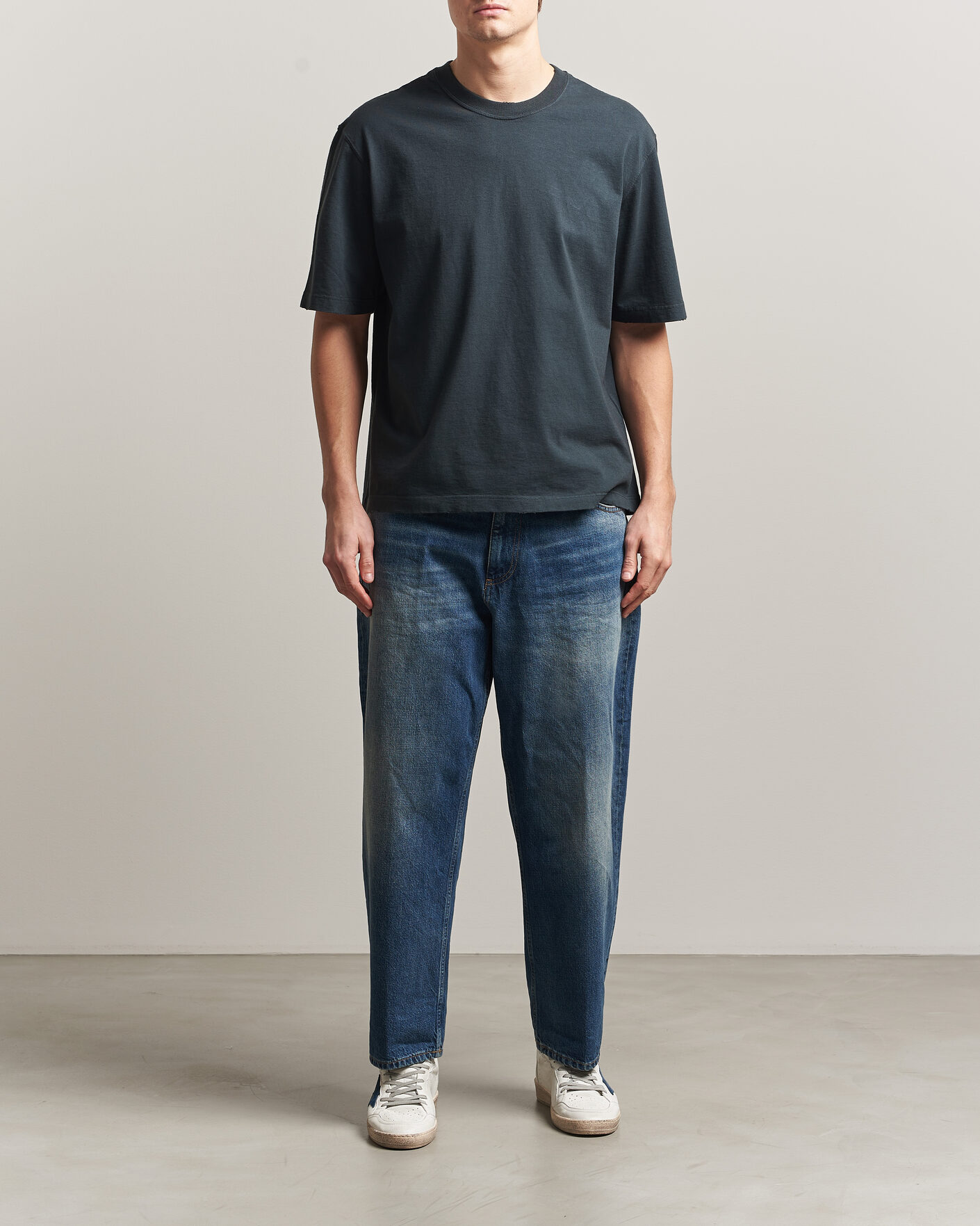 Men | T-Shirts | Golden Goose | Relaxed Fit Cotton T-Shirt Washed Black