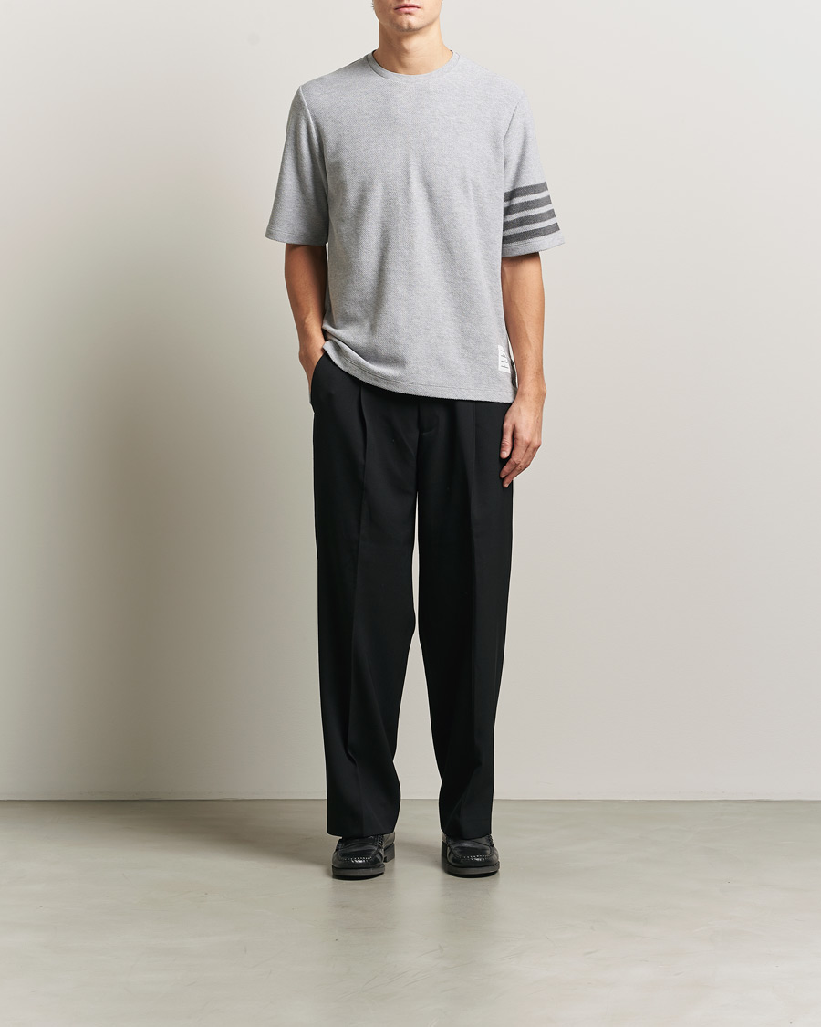 Men | T-Shirts | Thom Browne | Textured Pique 4 Bar T-Shirt Pale Grey