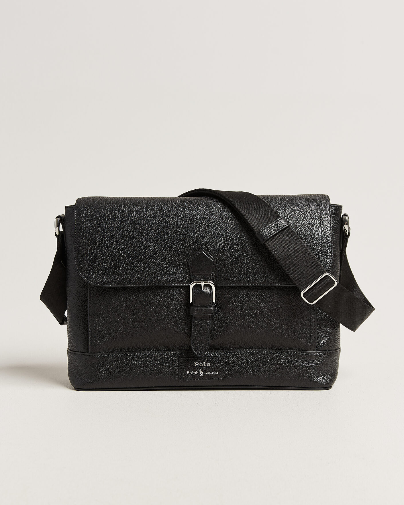 Polo Ralph Lauren Pebble Leather Messenger Bag Black at CareOfCarl.com