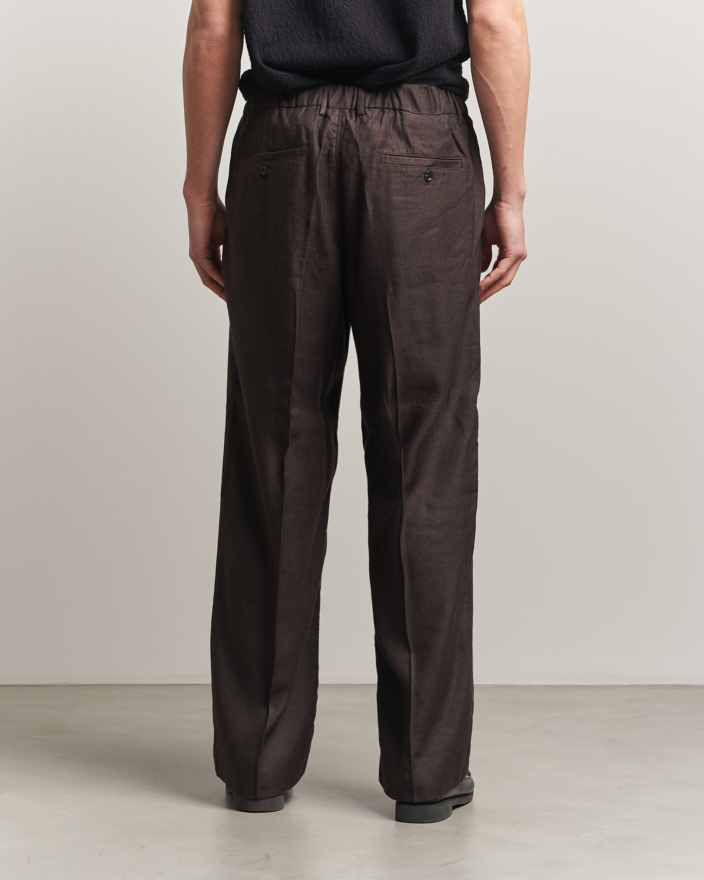Men | Trousers | NN07 | Kay Linen/Viscose Drawstring Trousers Deep Truffle