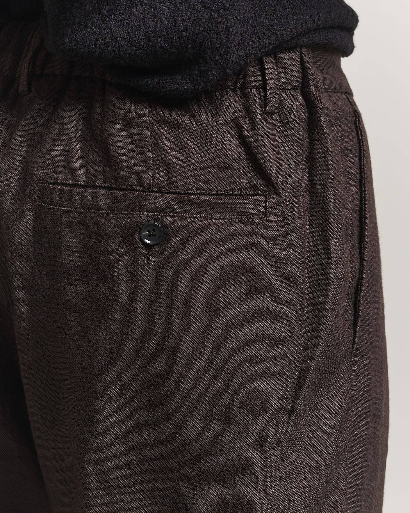 Men | Trousers | NN07 | Kay Linen/Viscose Drawstring Trousers Deep Truffle