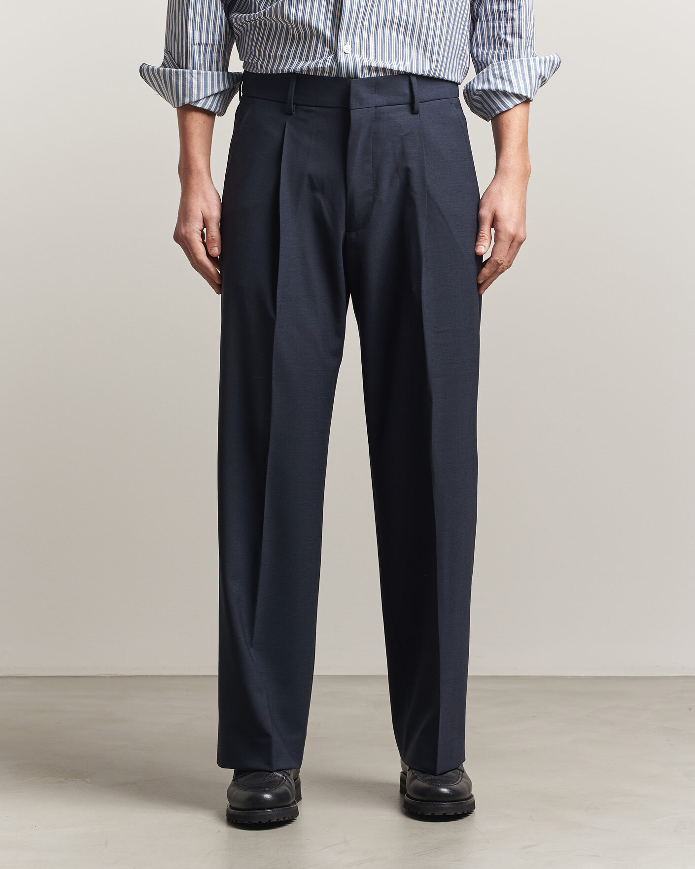 Men | Trousers | NN07 | Kay Summer Wool Drawstring Trousers Deep Navy