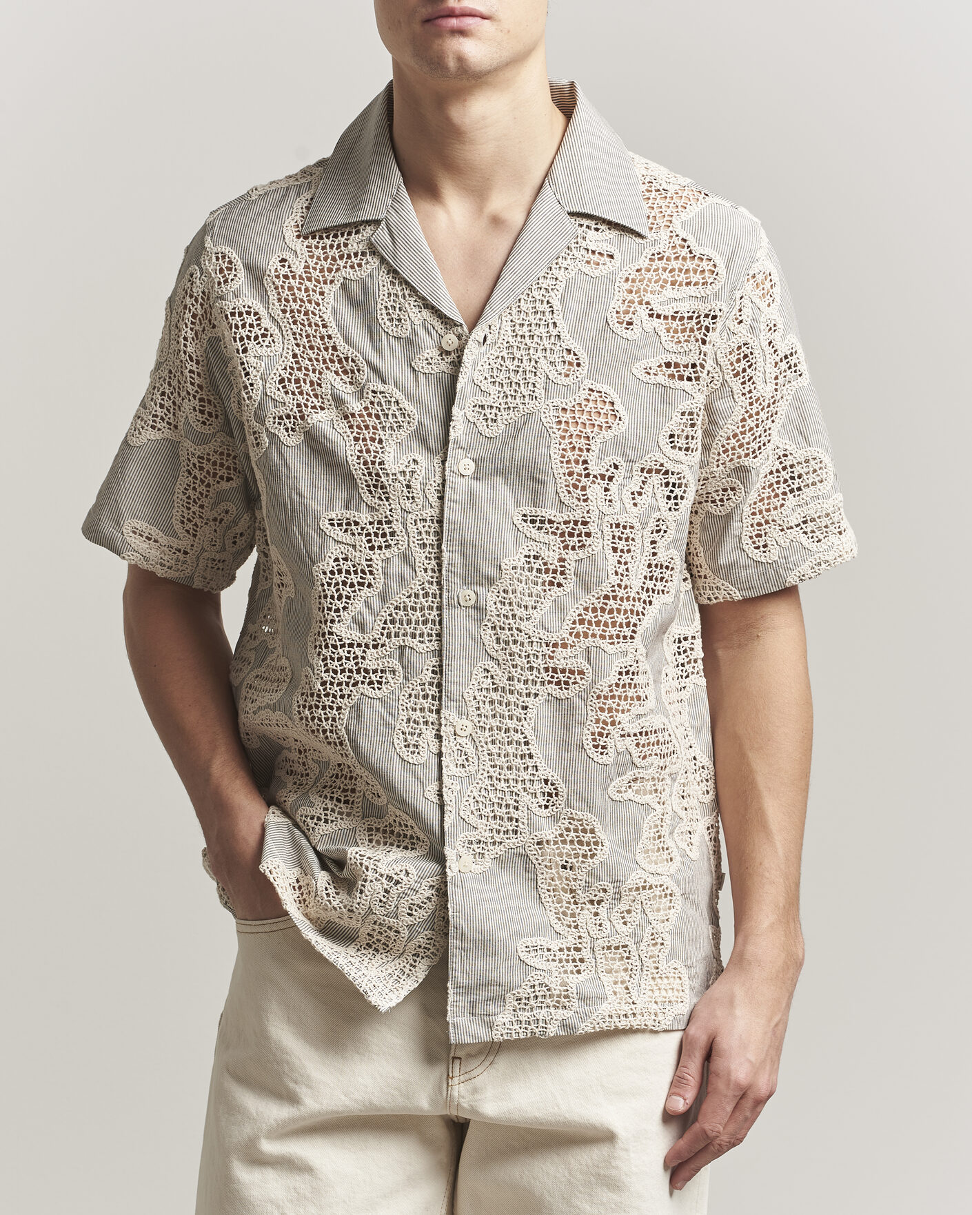 Men | Shirts | NN07 | Julio Flower Short Sleeve Shirt Deep Truffle