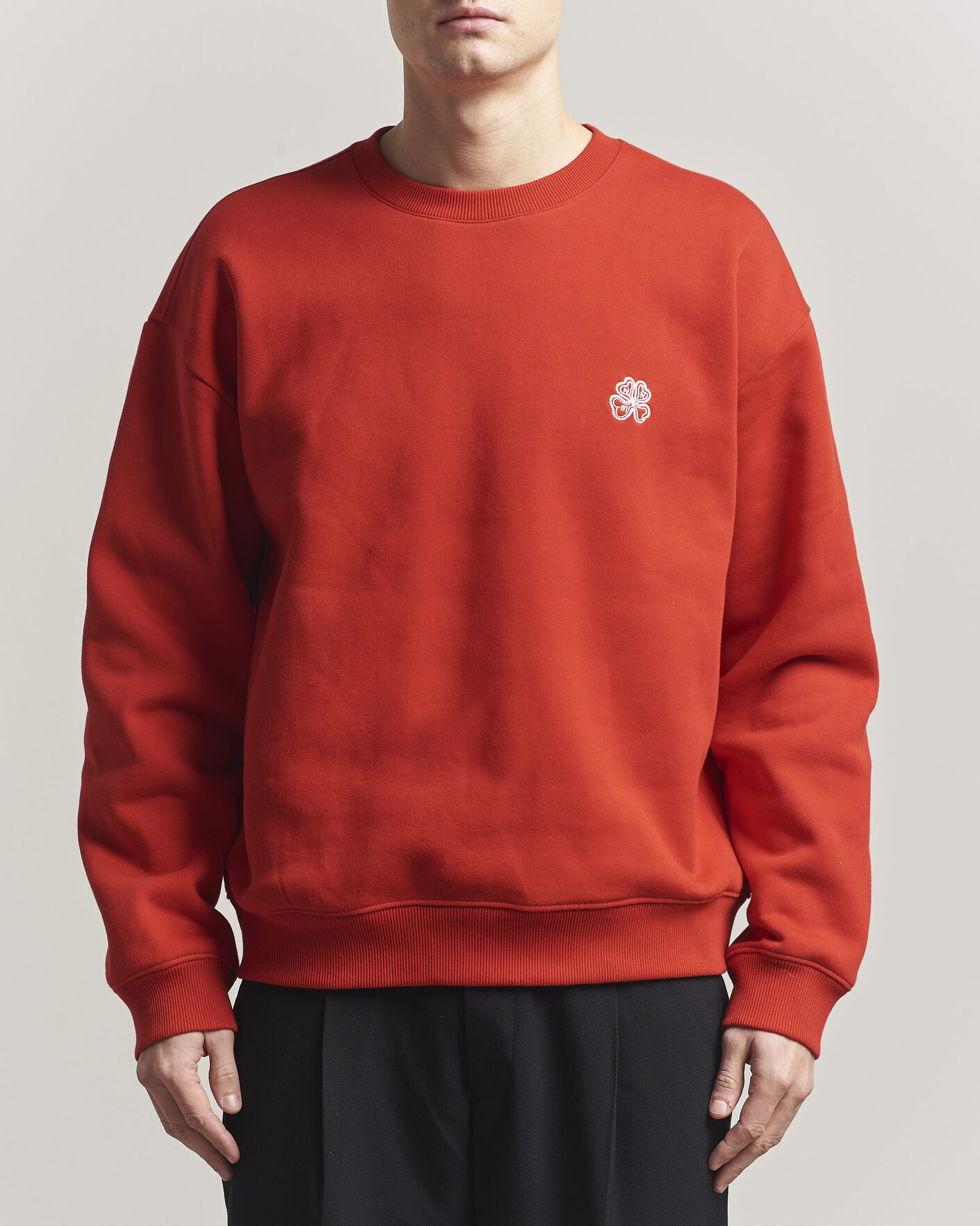 NN07 David Embroidered Crew Neck Sweatshirt Chili Red at