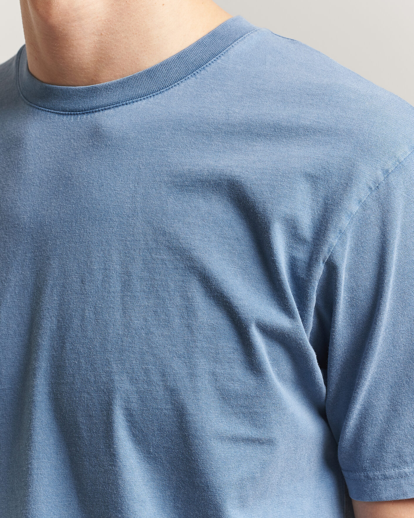 Men | T-Shirts | Colorful Standard | Classic Organic T-Shirt Faded Indigo