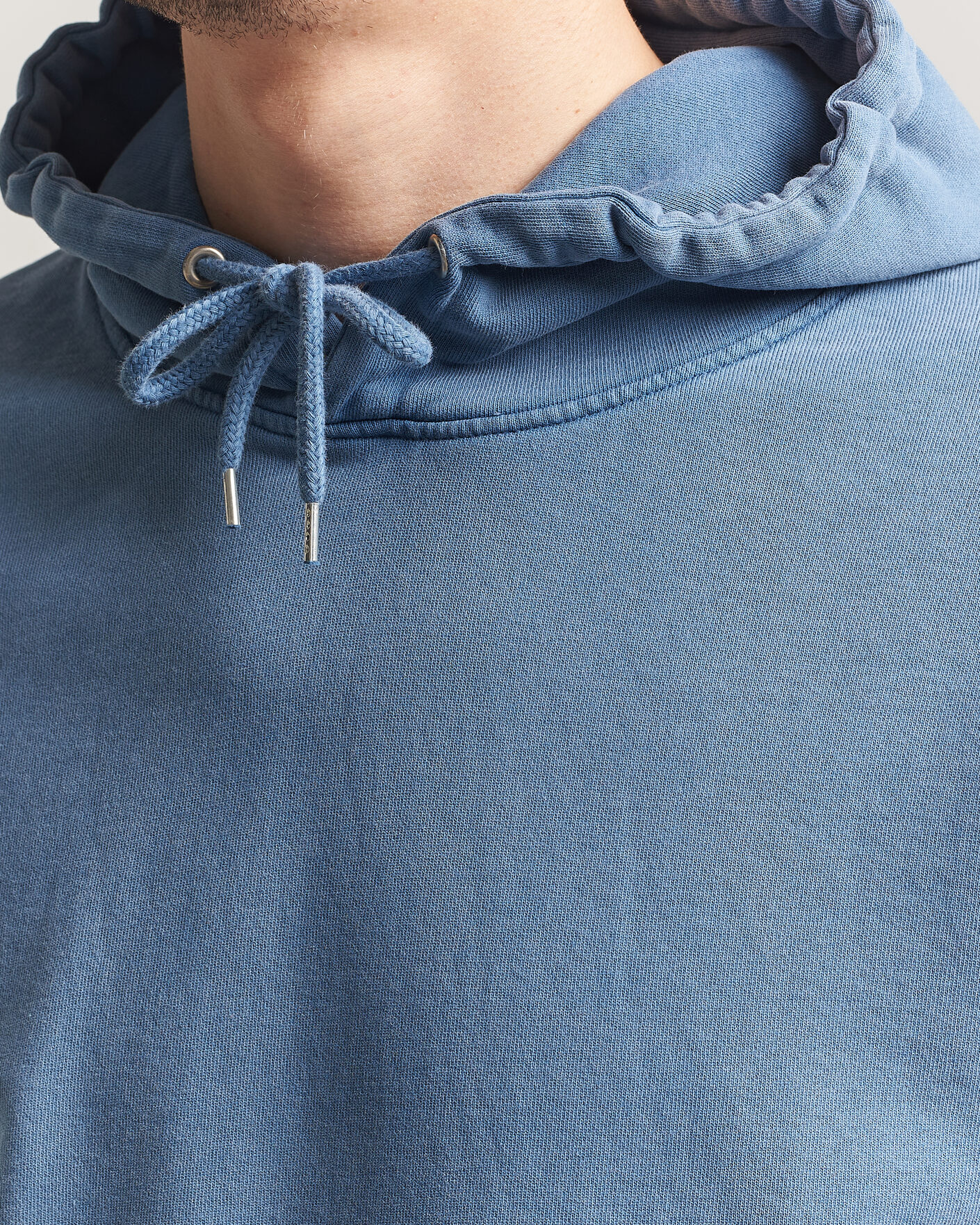 Men | Sweaters & Knitwear | Colorful Standard | Classic Organic Hood Faded Indigo
